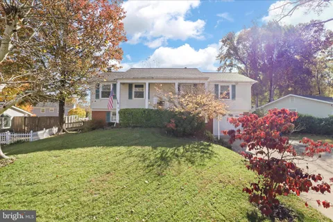 5405 Dunsmore Road, Alexandria, VA MLS: VAFX2277408