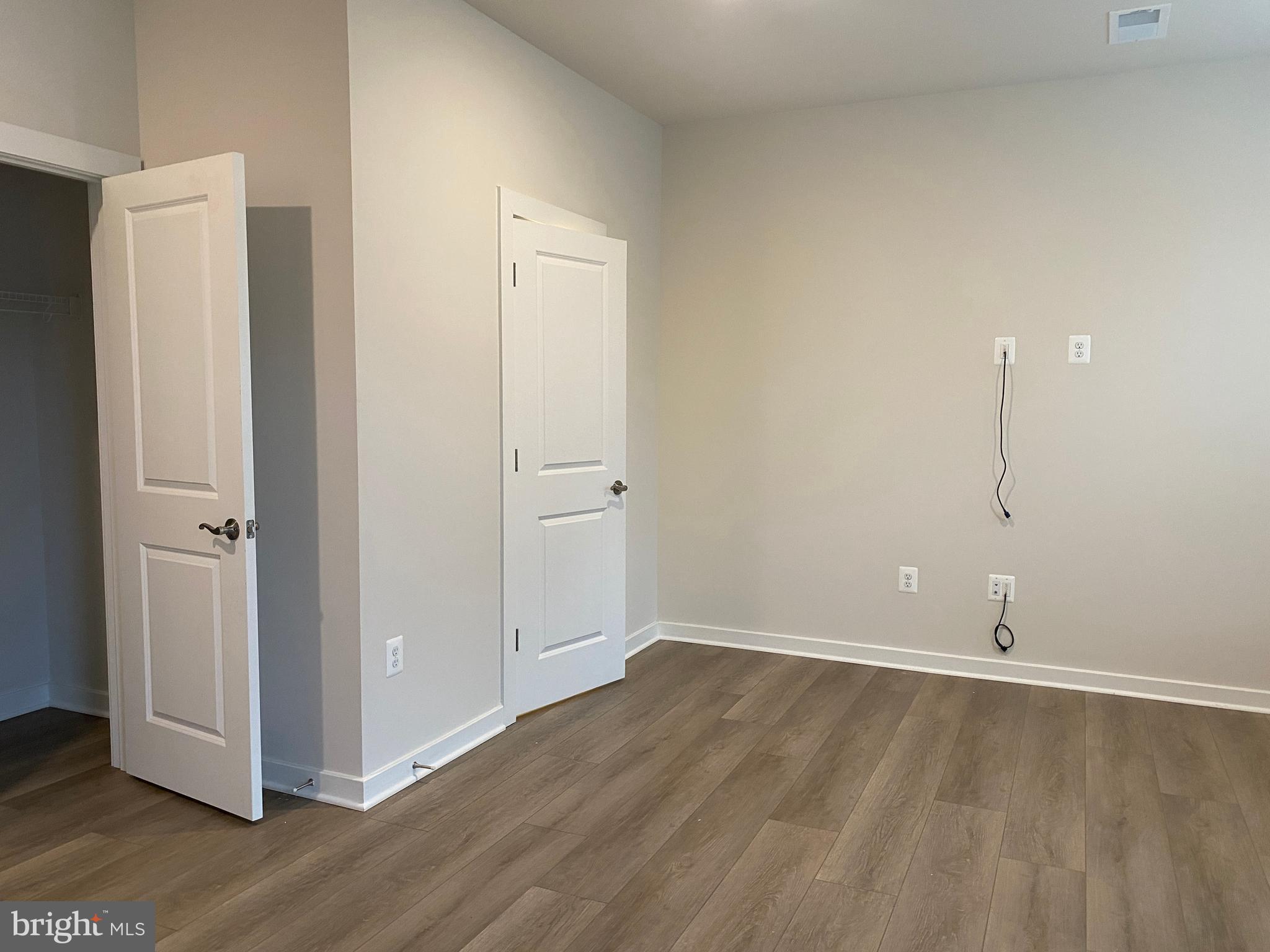 16356 COLUMBUS AVENUE