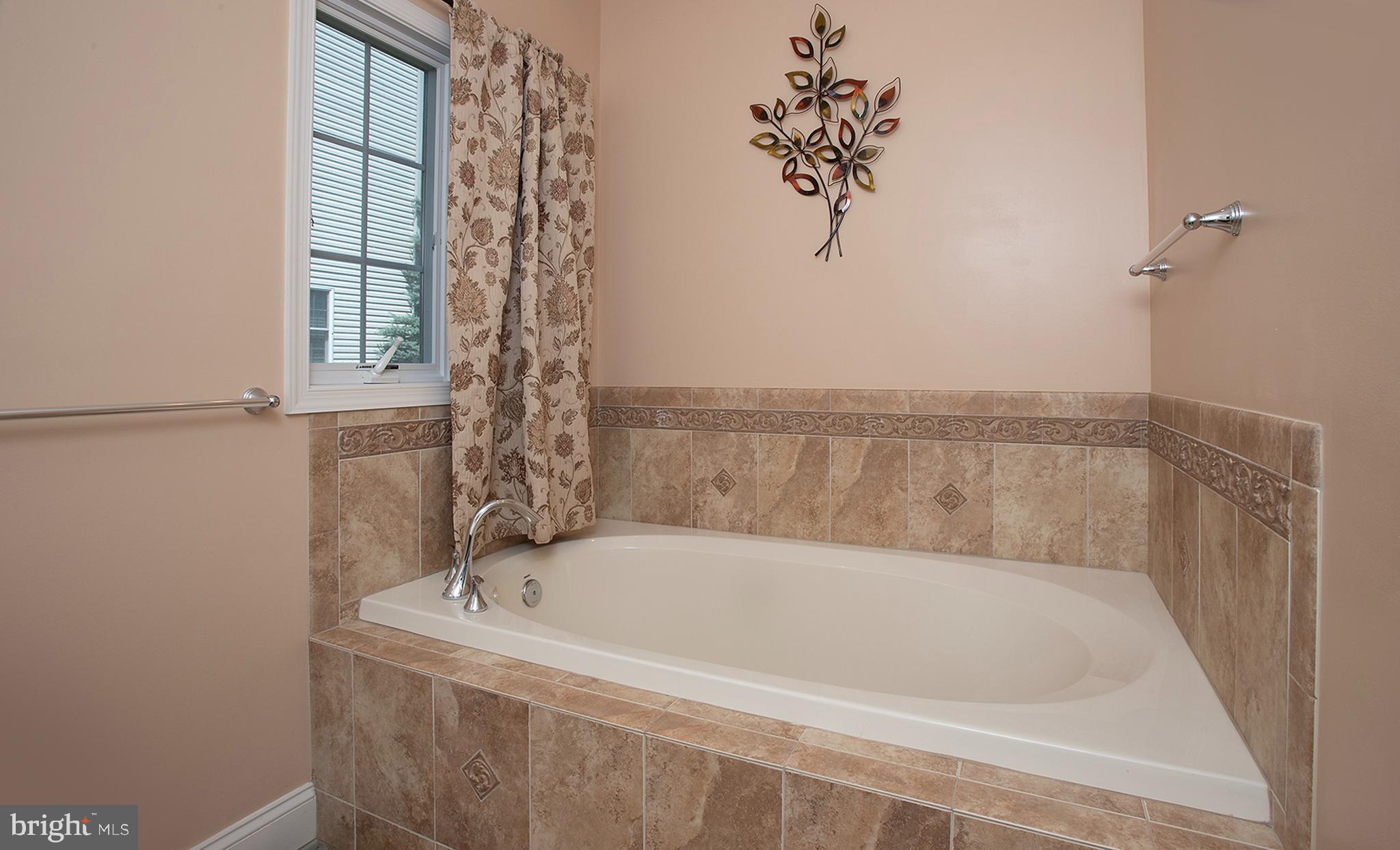 DEER PATH WOODS - Residential