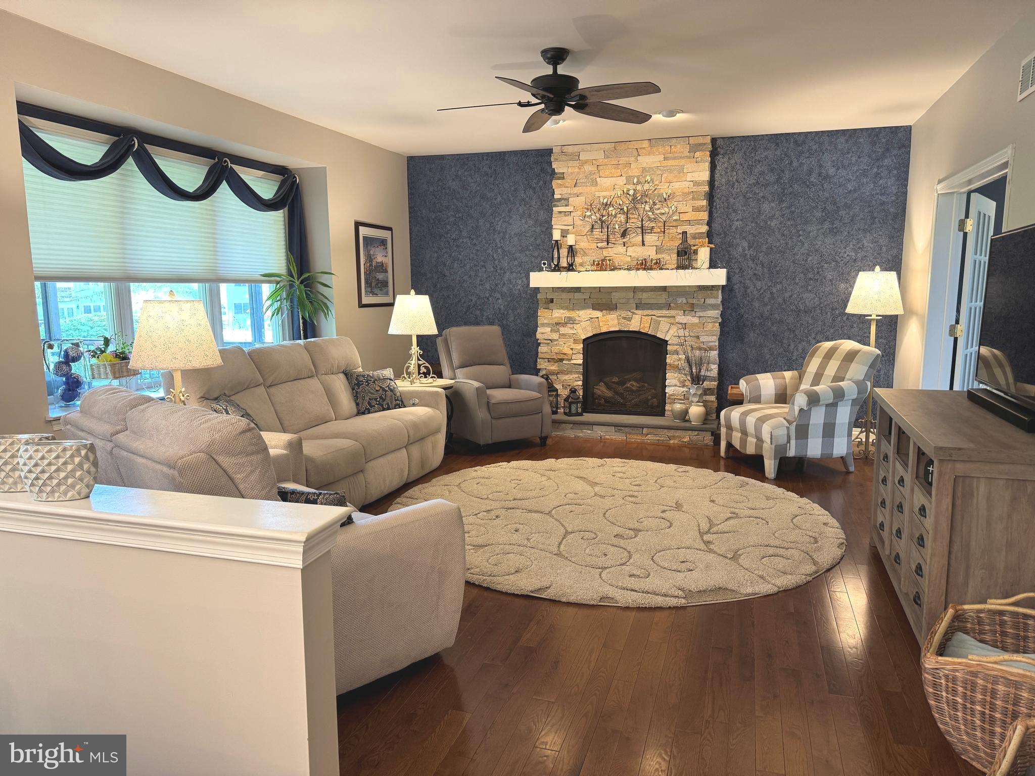 15 BAYBERRY CLOSE