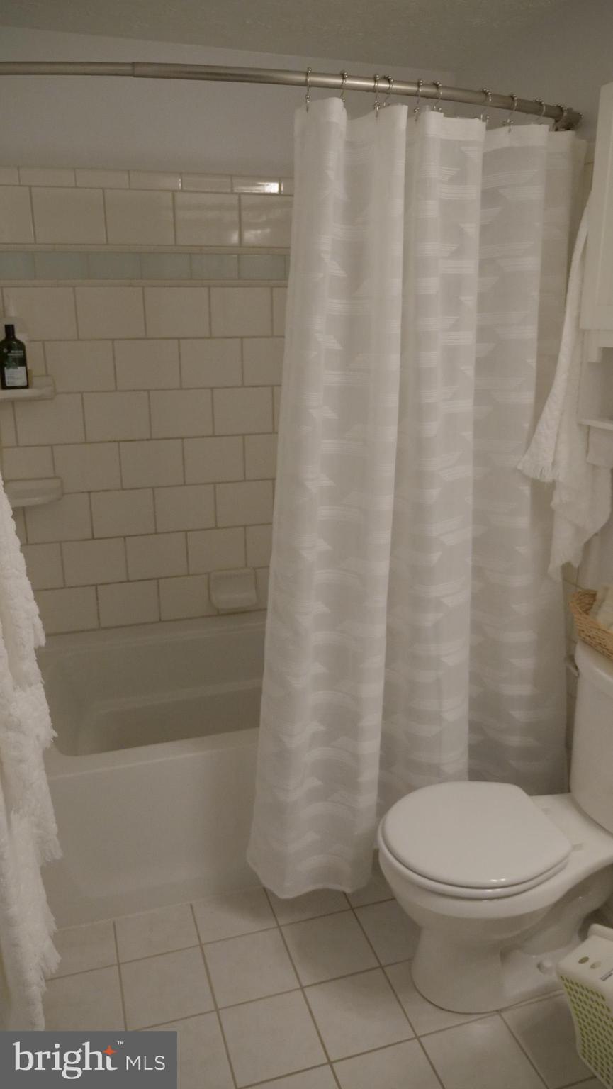 ROCKBURN COMMONS - Residential