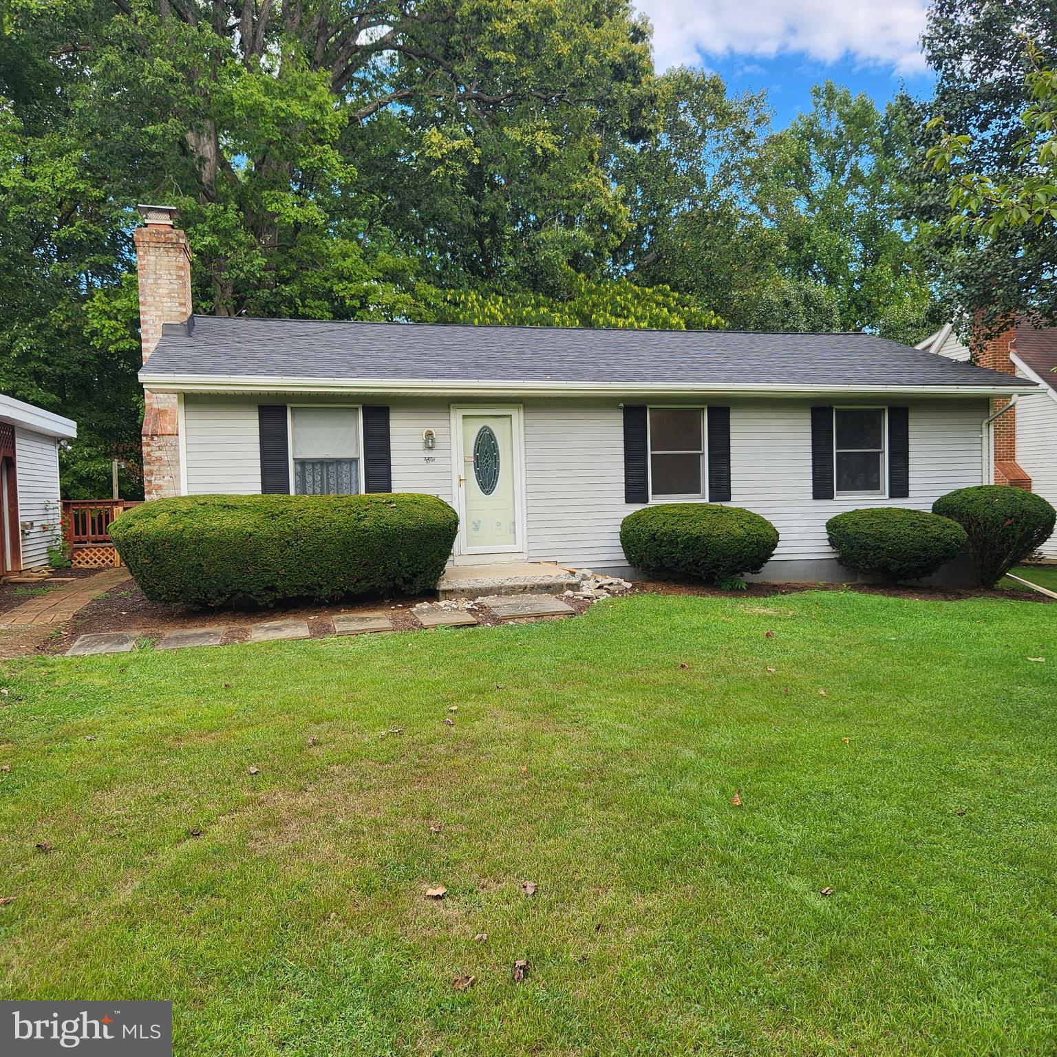 POINT OF ROCKS ESTATES - Residential