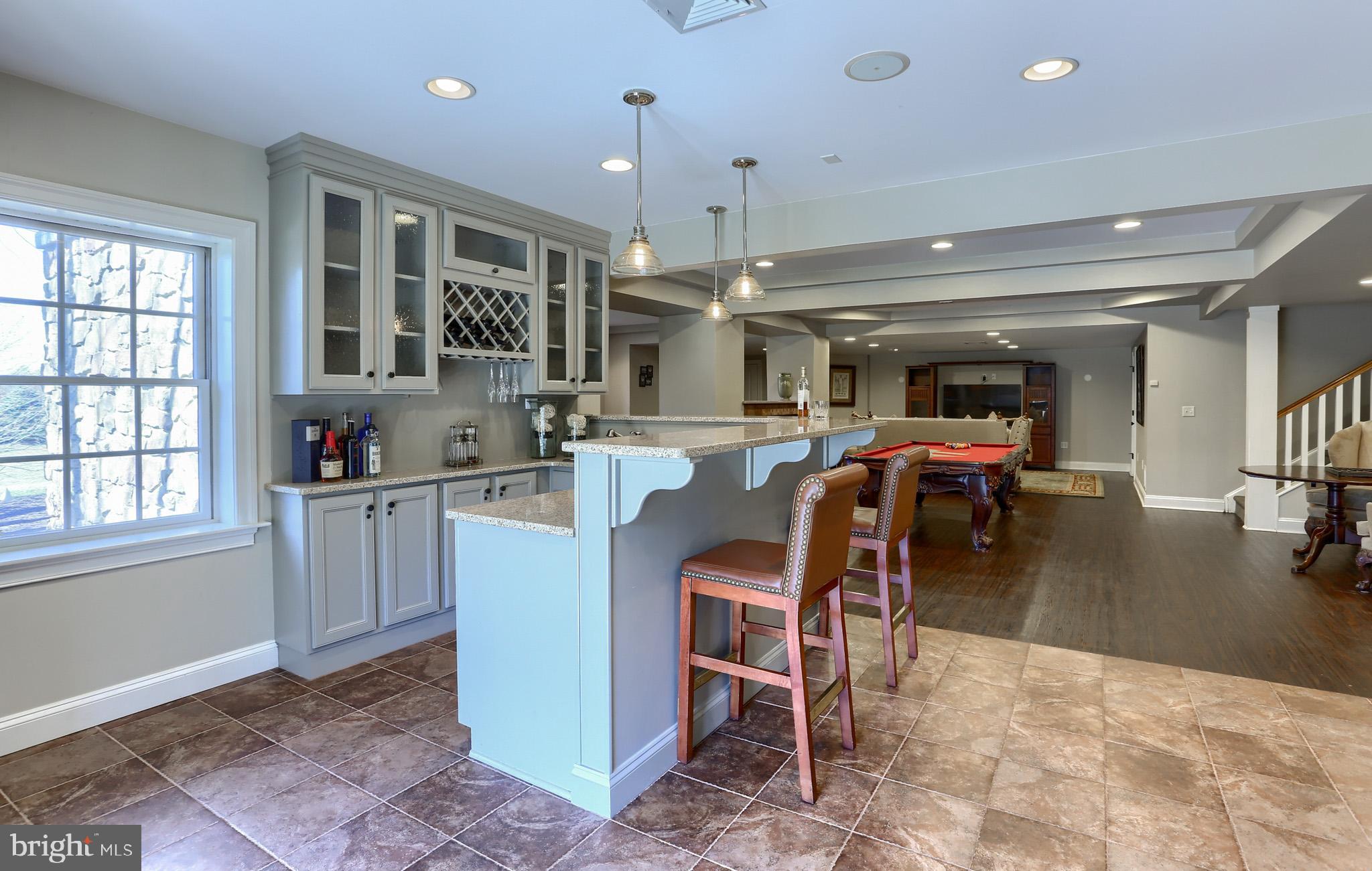 SOUTHRIDGE - Residential