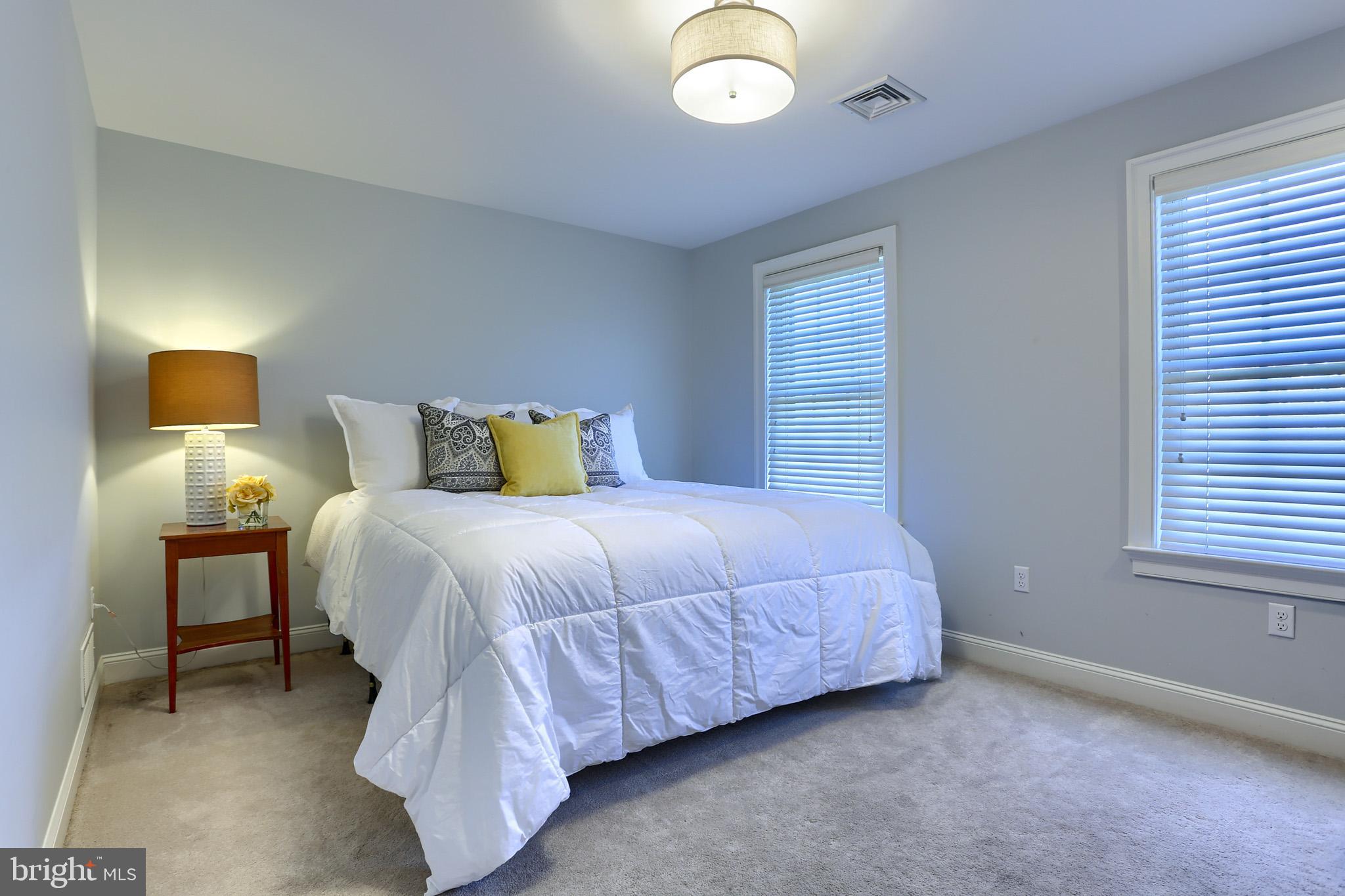 SOUTHRIDGE - Residential