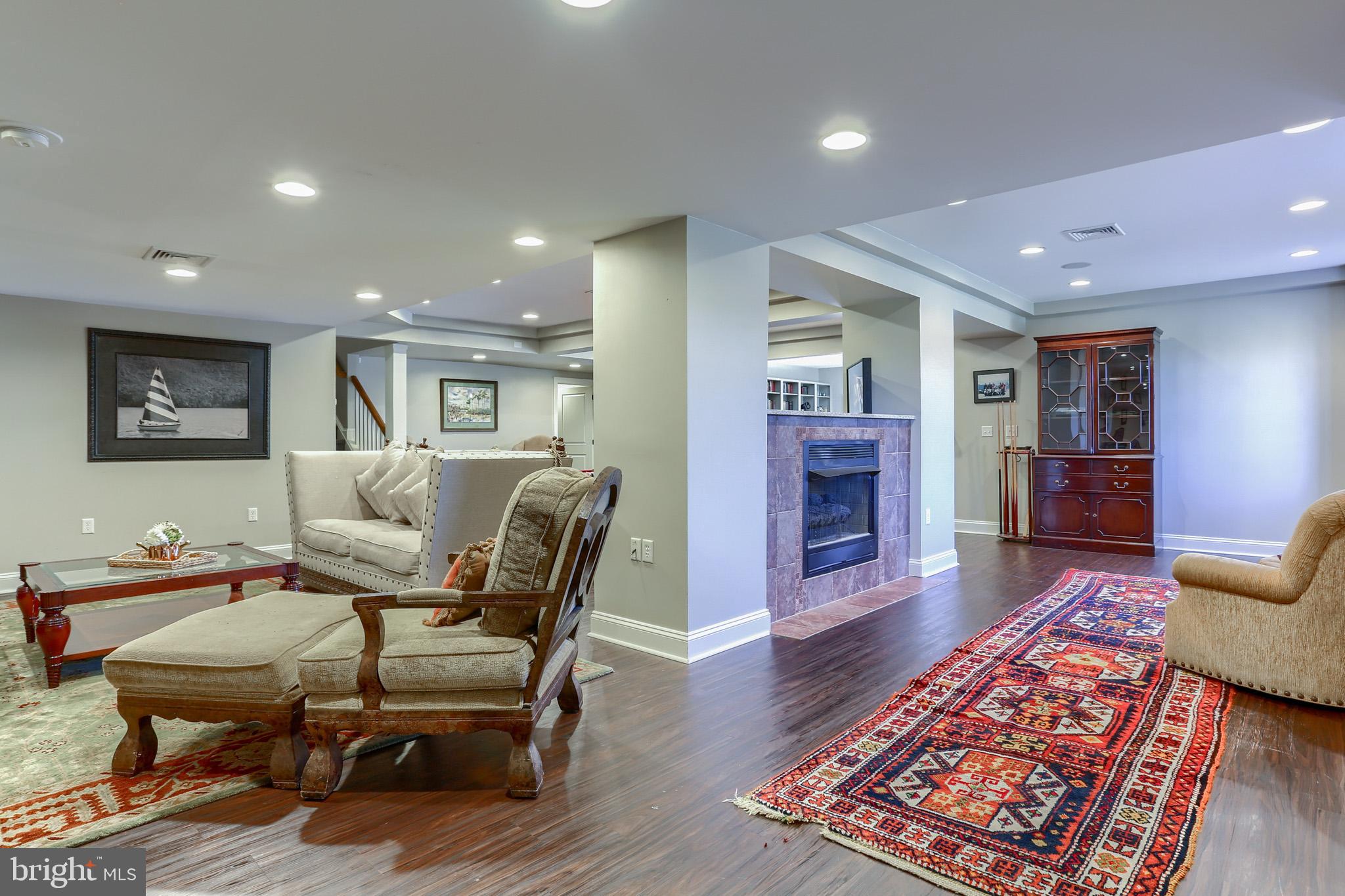 SOUTHRIDGE - Residential