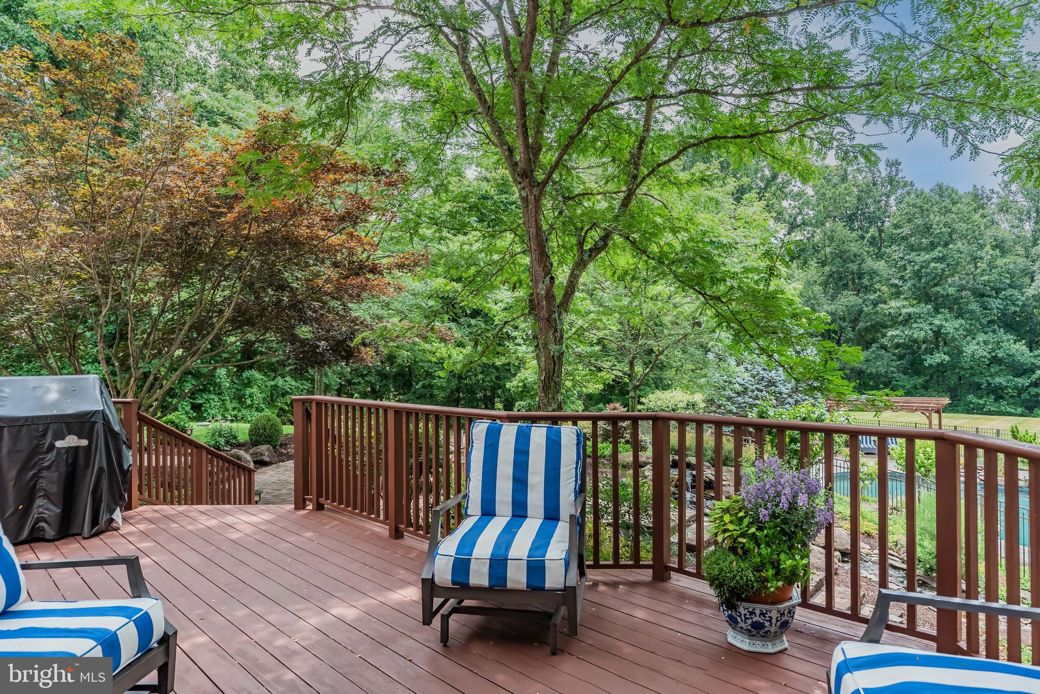 SOUTHRIDGE - Residential