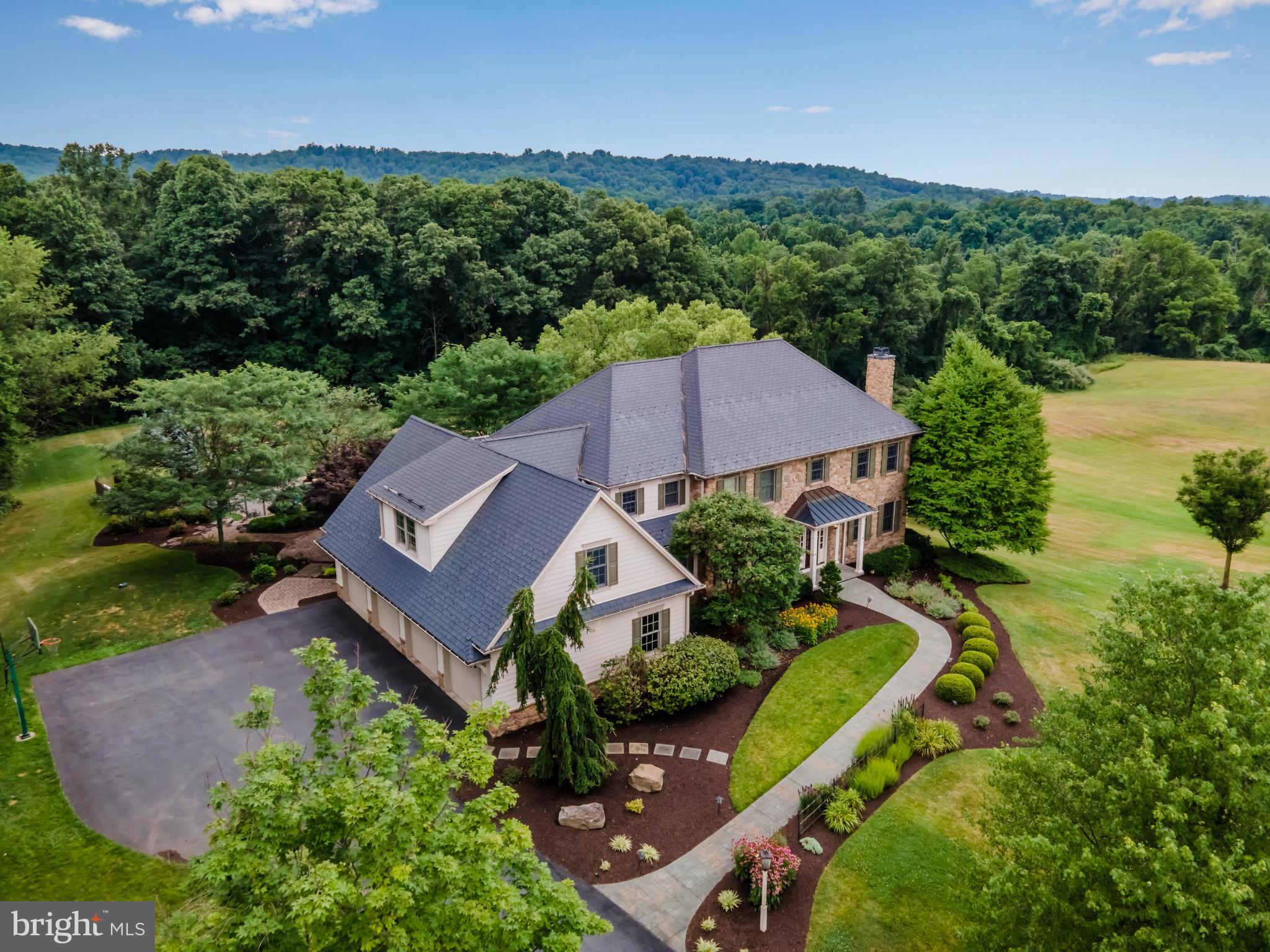 SOUTHRIDGE - Residential