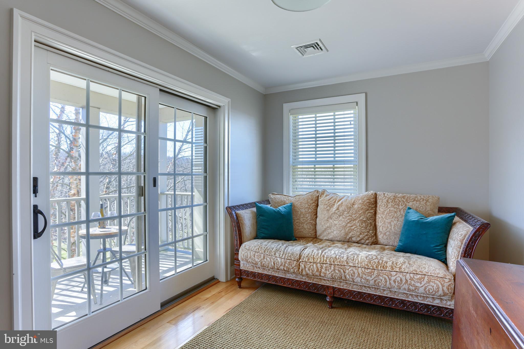 SOUTHRIDGE - Residential