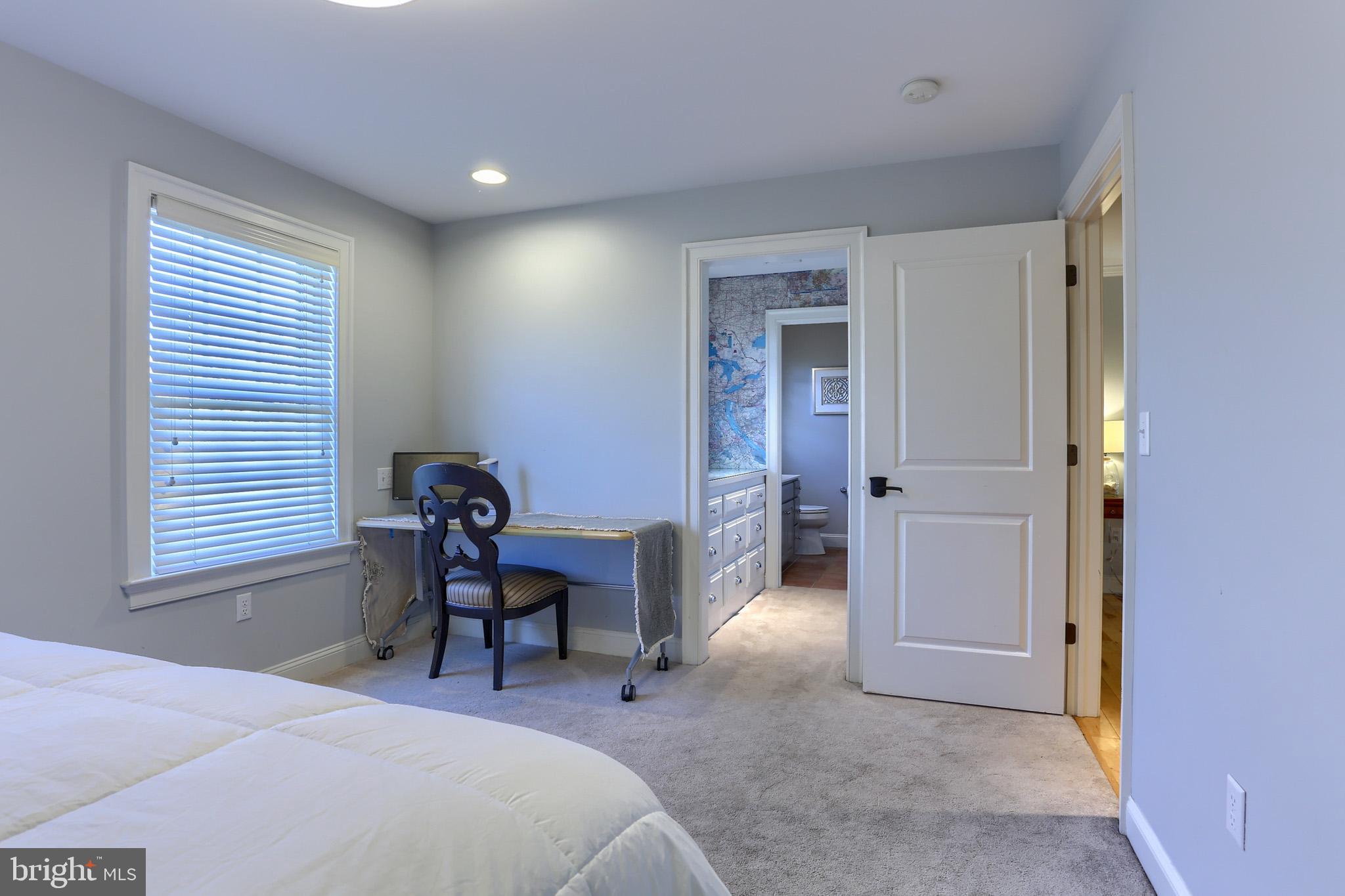 SOUTHRIDGE - Residential