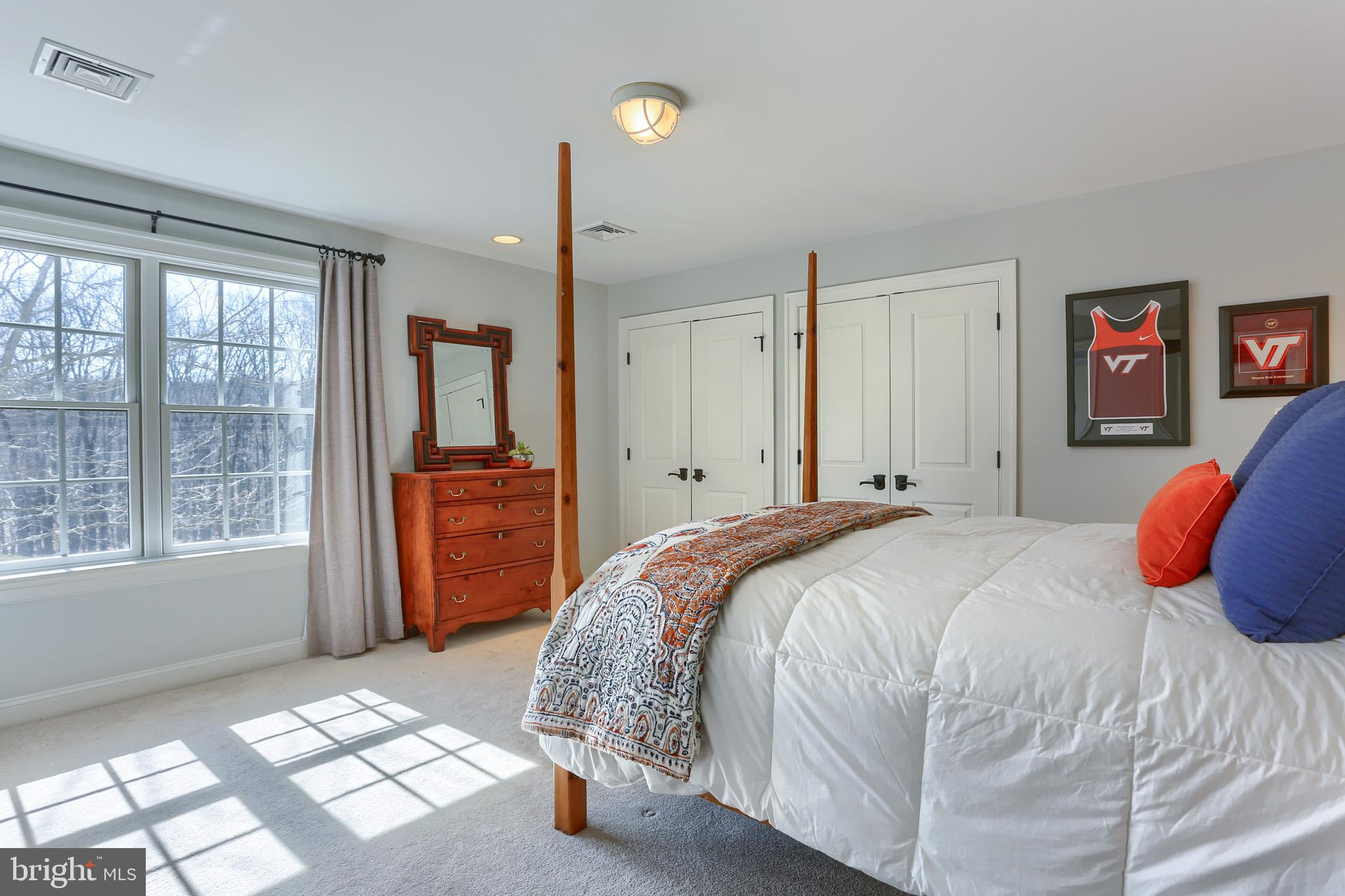 SOUTHRIDGE - Residential