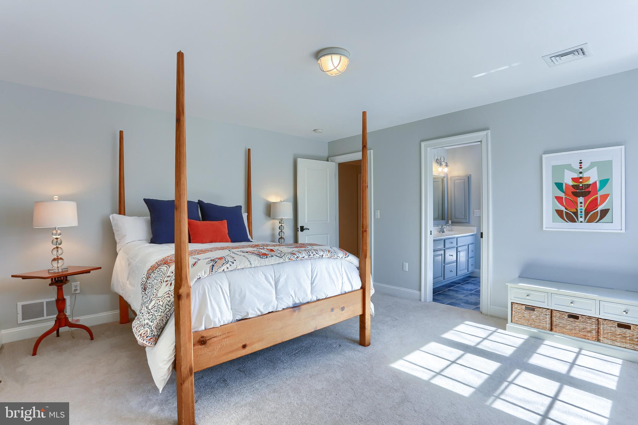 SOUTHRIDGE - Residential