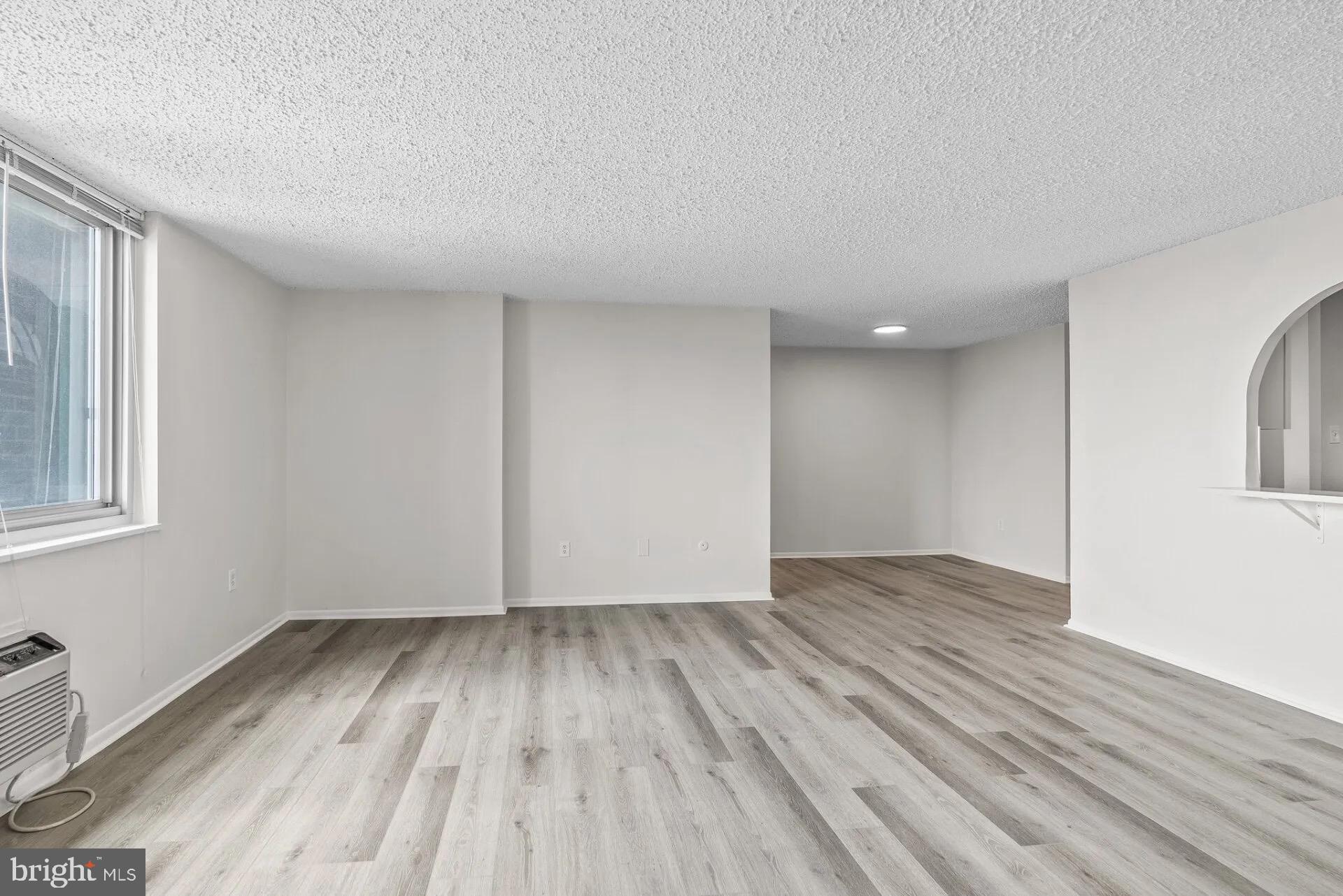 CENTER CITY - Residential Lease