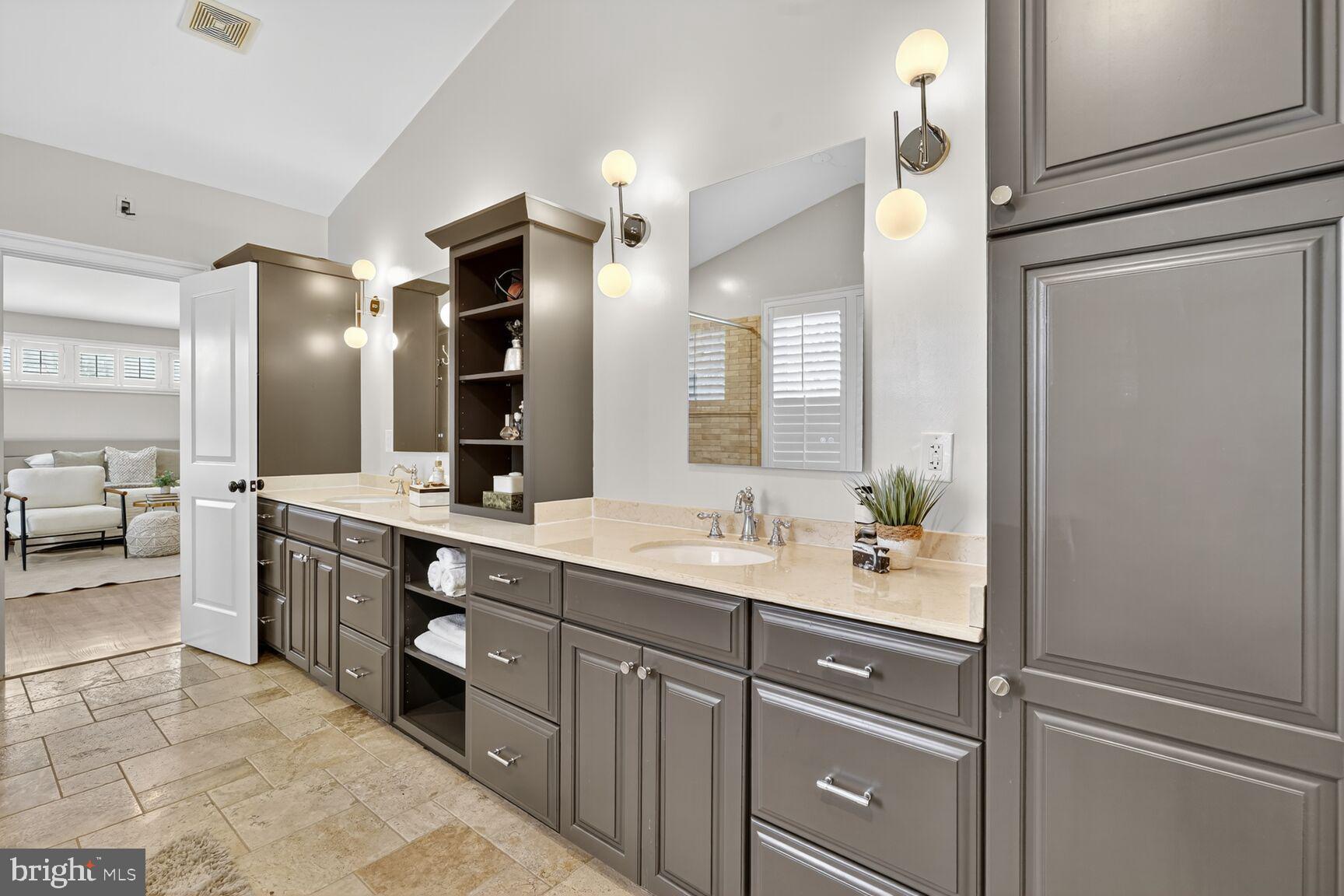 PARKWOOD - Residential