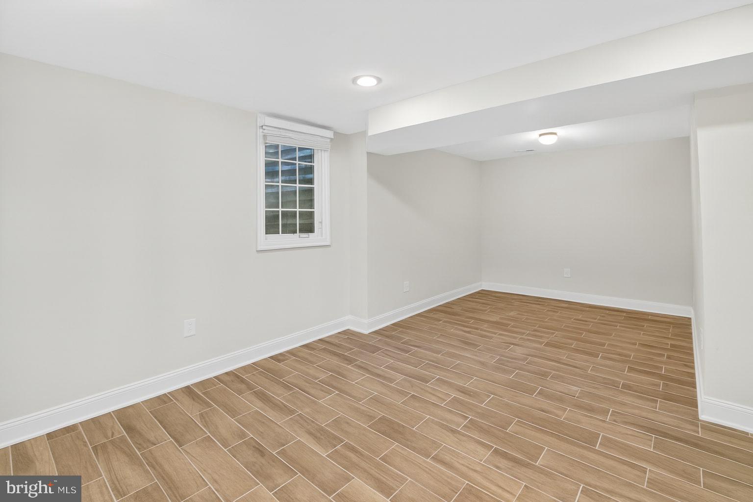 PARKWOOD - Residential