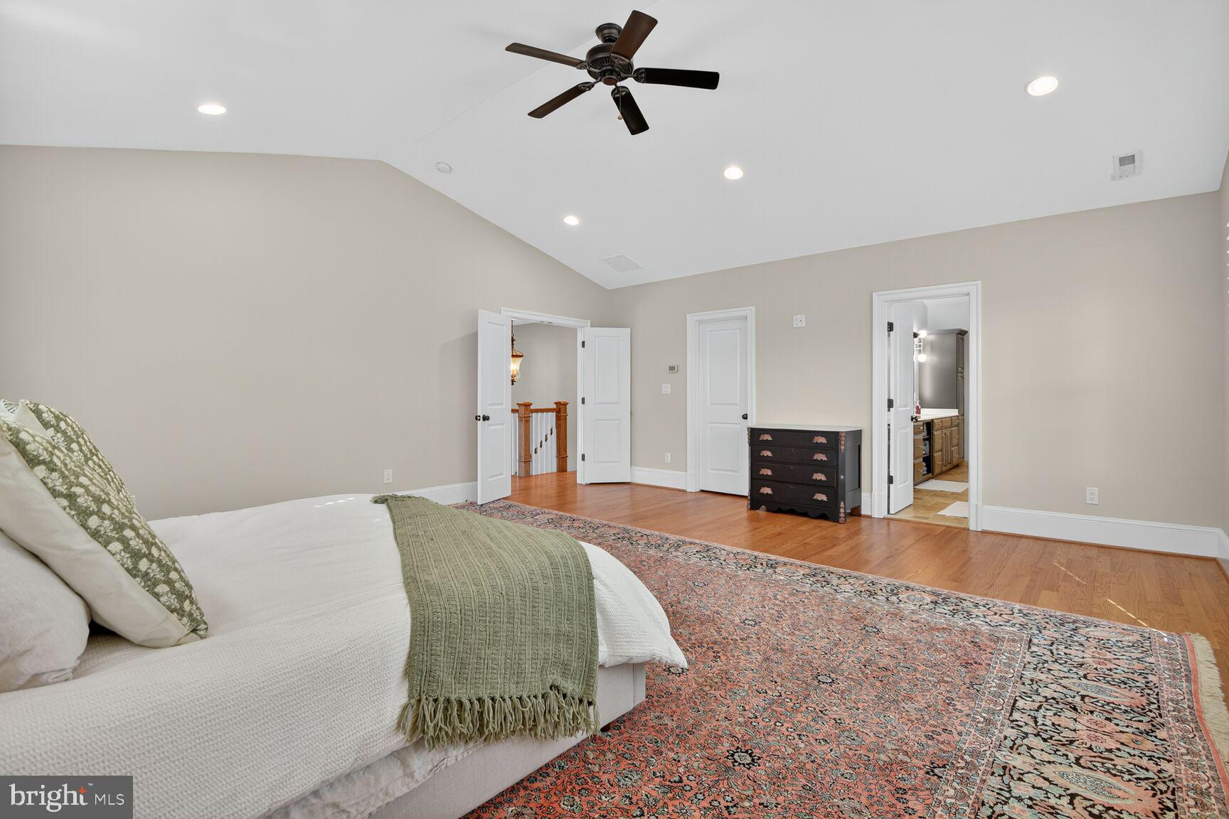 PARKWOOD - Residential