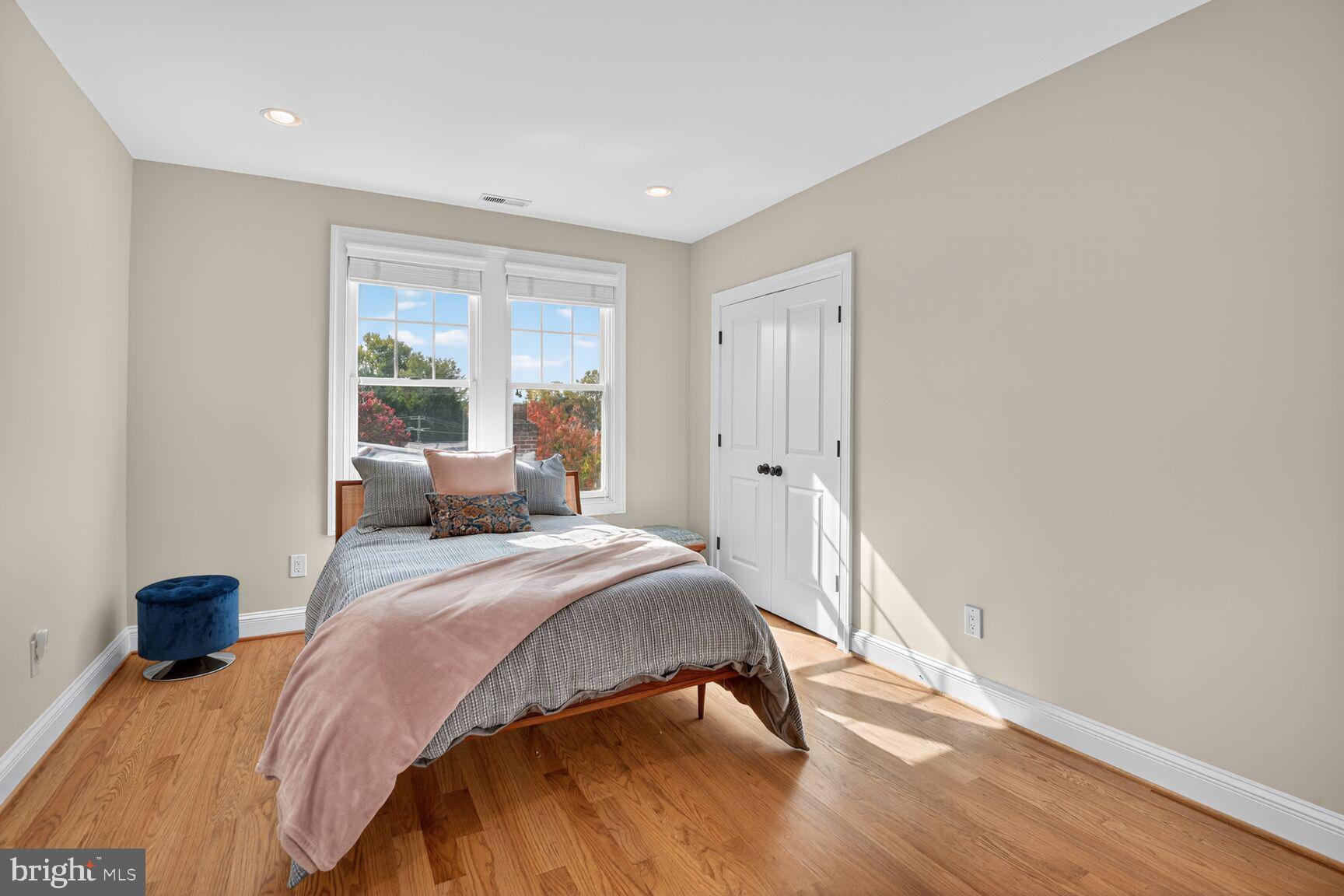 PARKWOOD - Residential