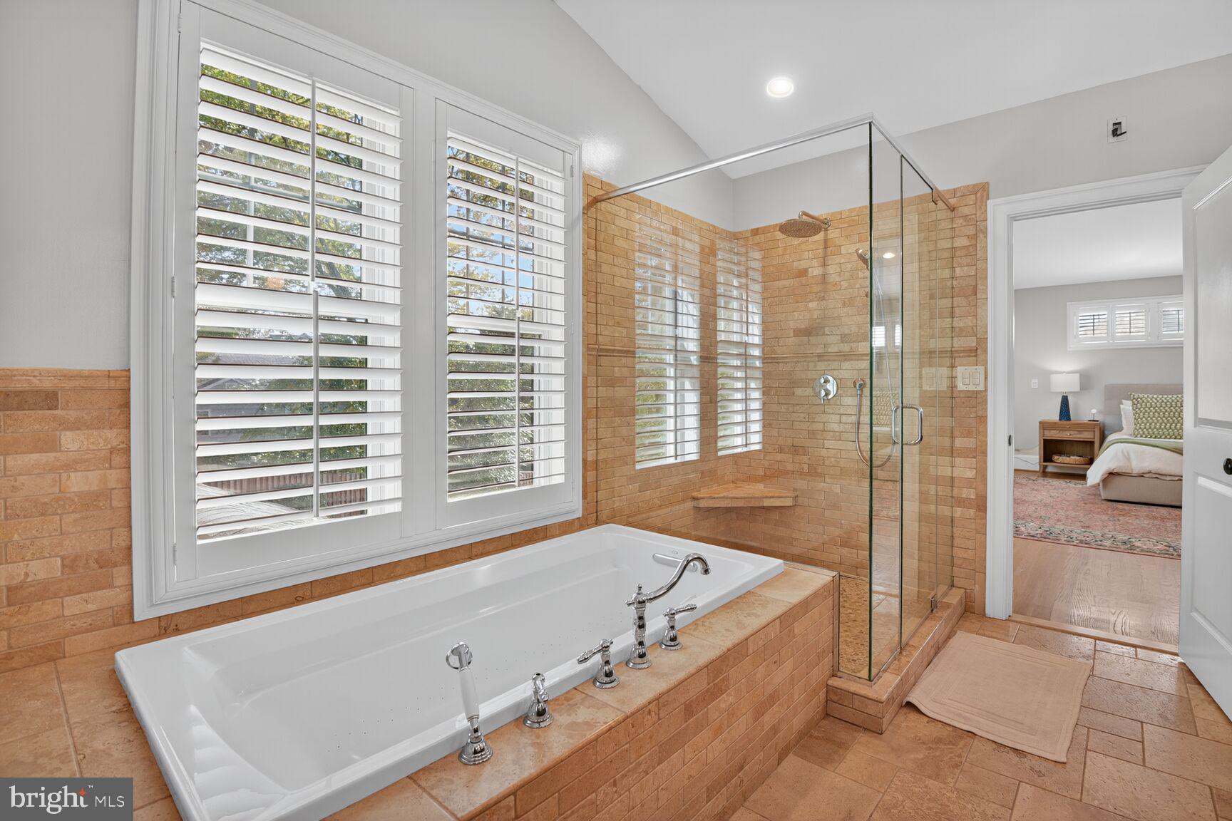 PARKWOOD - Residential