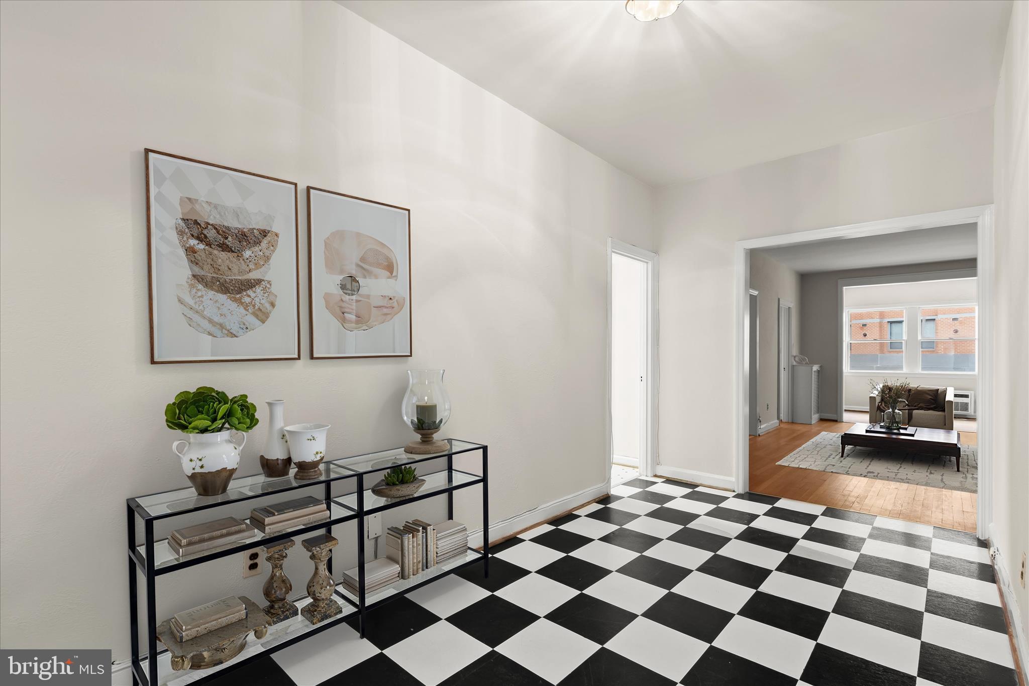 3901 CONNECTICUT AVENUE NW 105