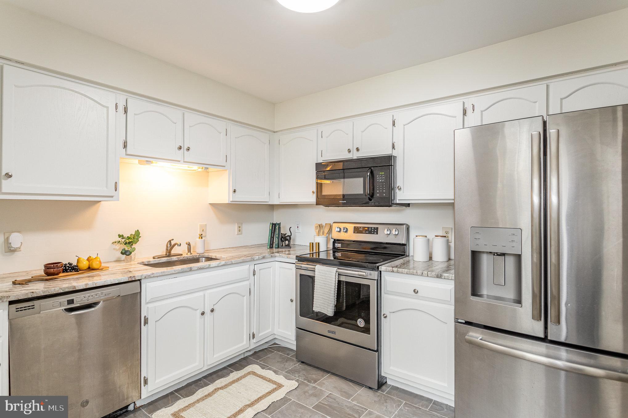 GREENVIEW TERRACE - Residential