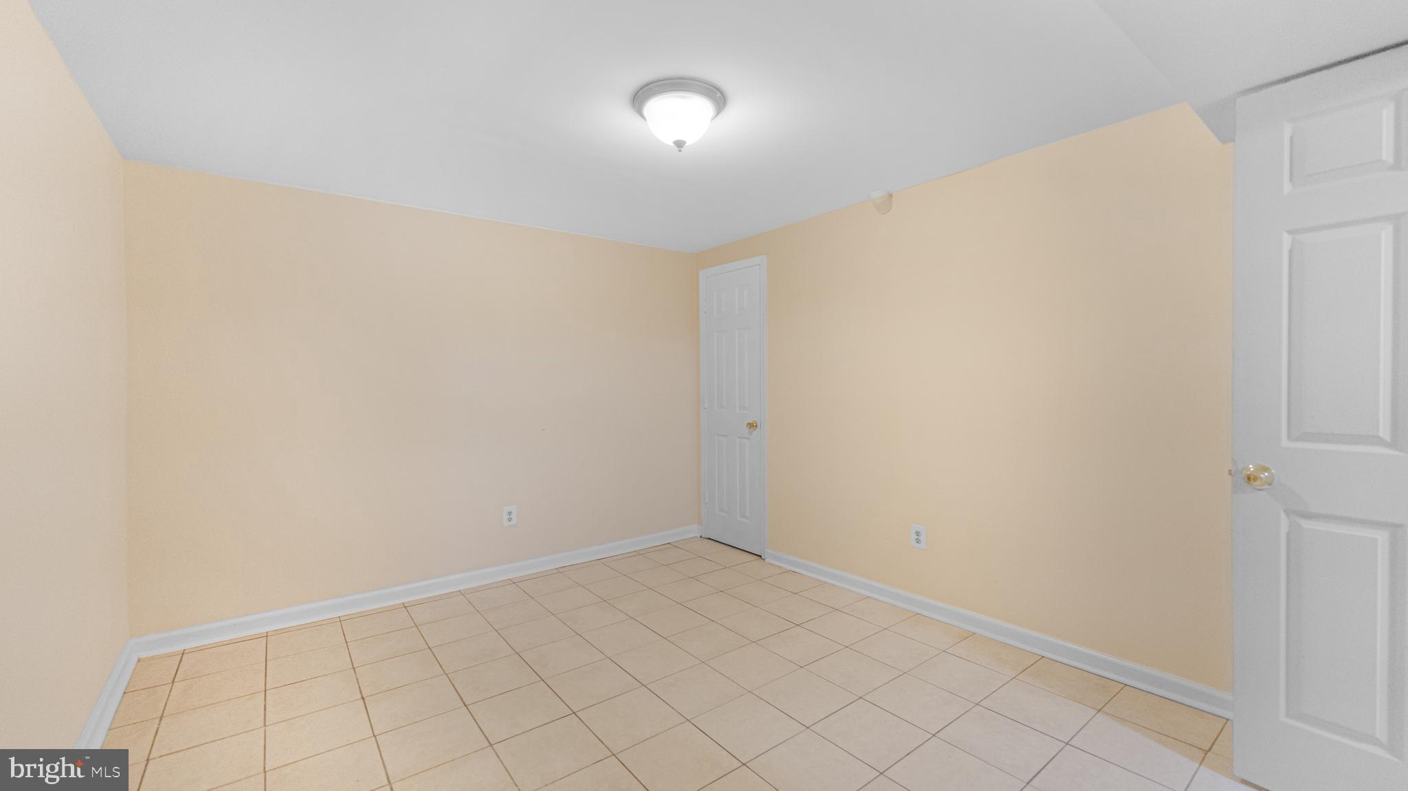 TEMPLE HILLS - Residential