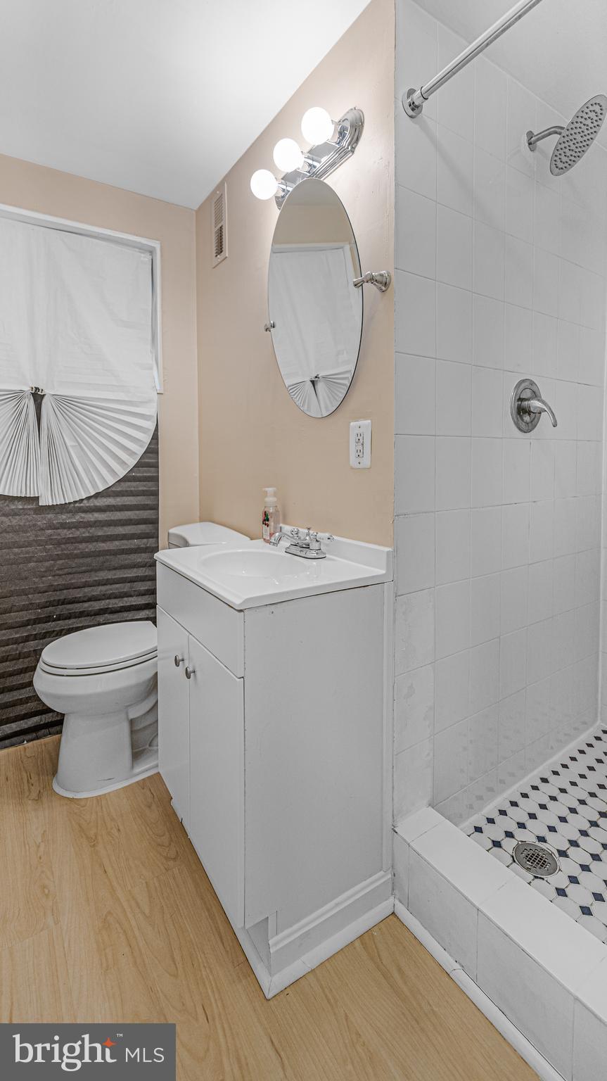 TEMPLE HILLS - Residential