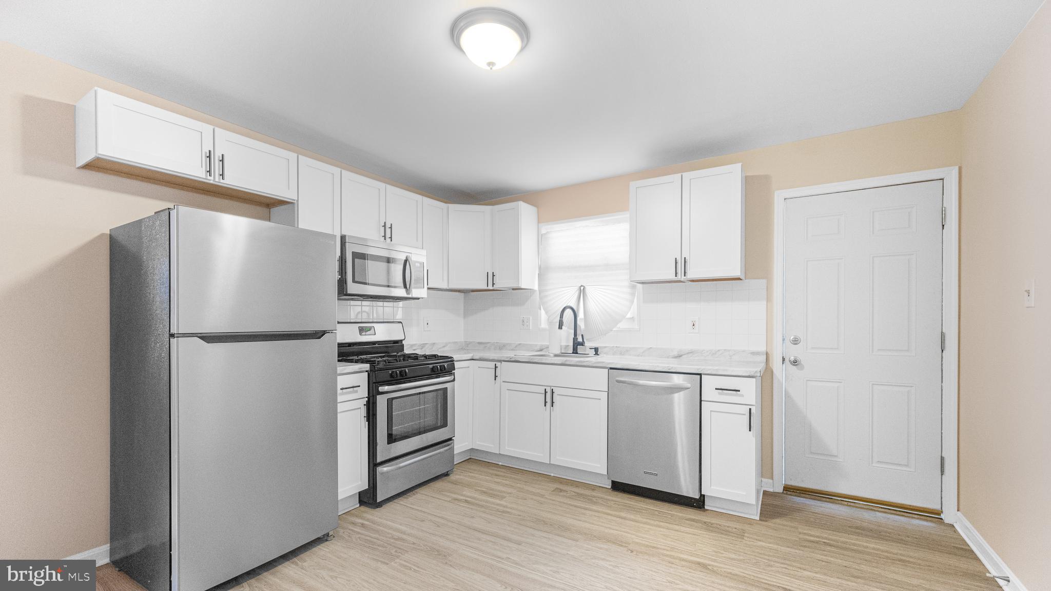 TEMPLE HILLS - Residential