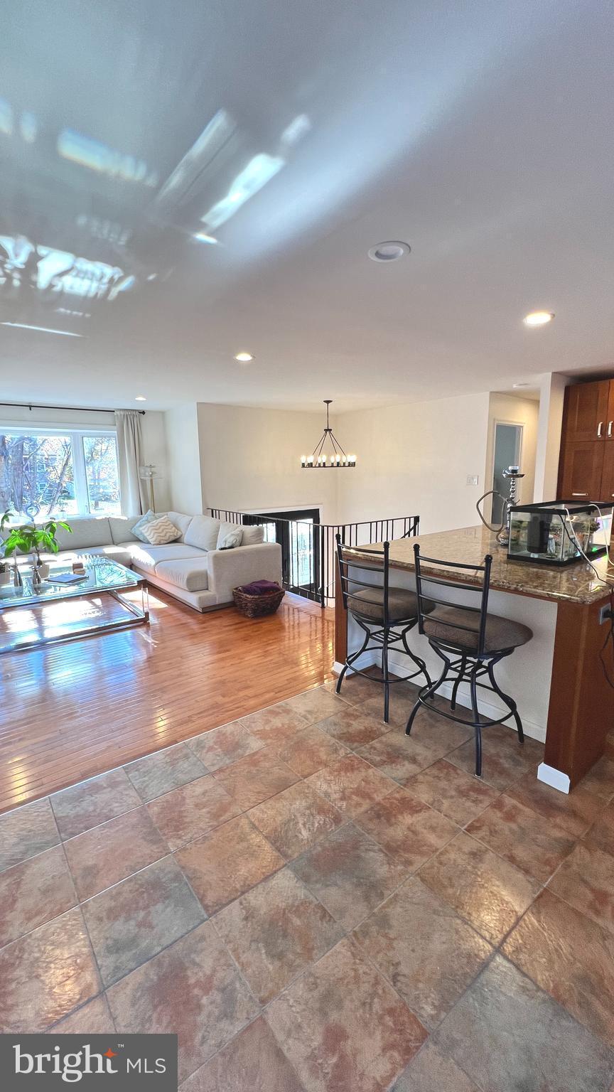 TANTALLON SQUARE - Residential Lease