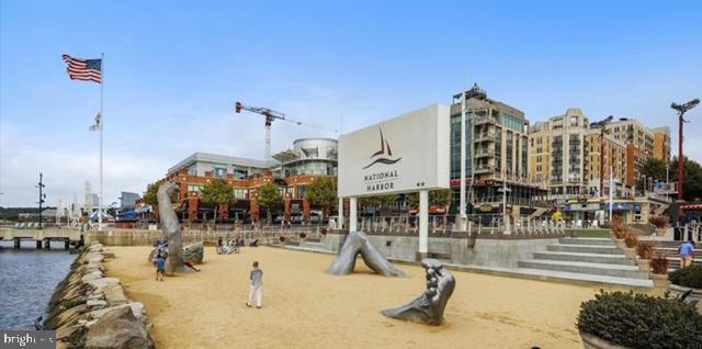 TANTALLON SQUARE - Residential Lease