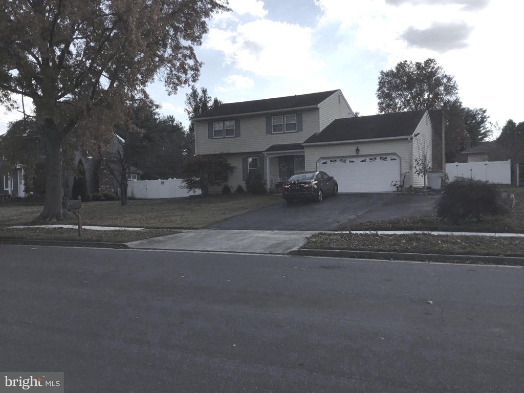 Photo of 933 Tanglewood Lane, VINELAND, NJ 08360 (MLS # NJCB2027180)