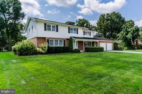 Photo of 900 Drexel Hills Boulevard, NEW CUMBERLAND, PA 17070 (MLS # PACB2058054)