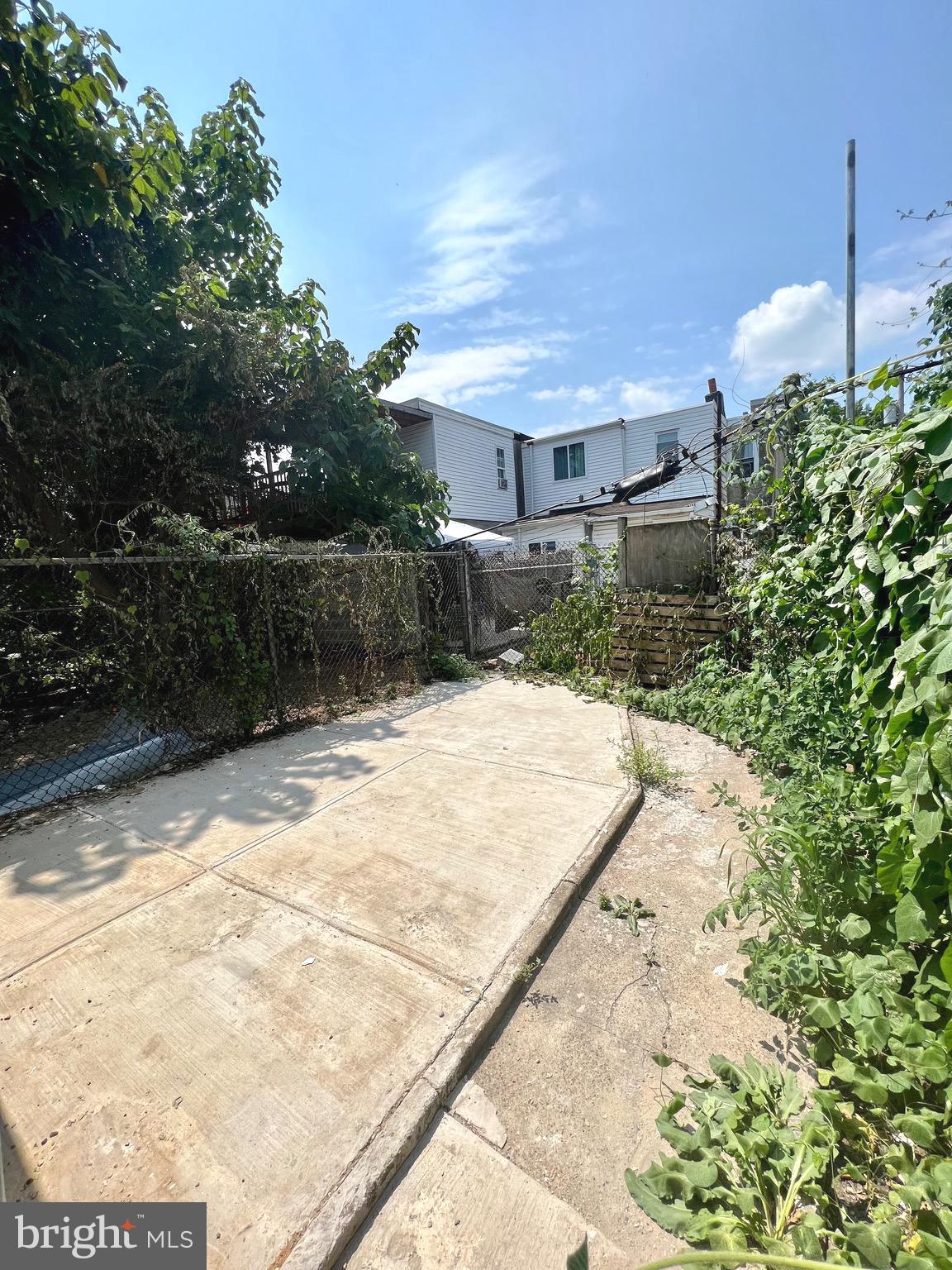 PHILADELPHIA - Residential