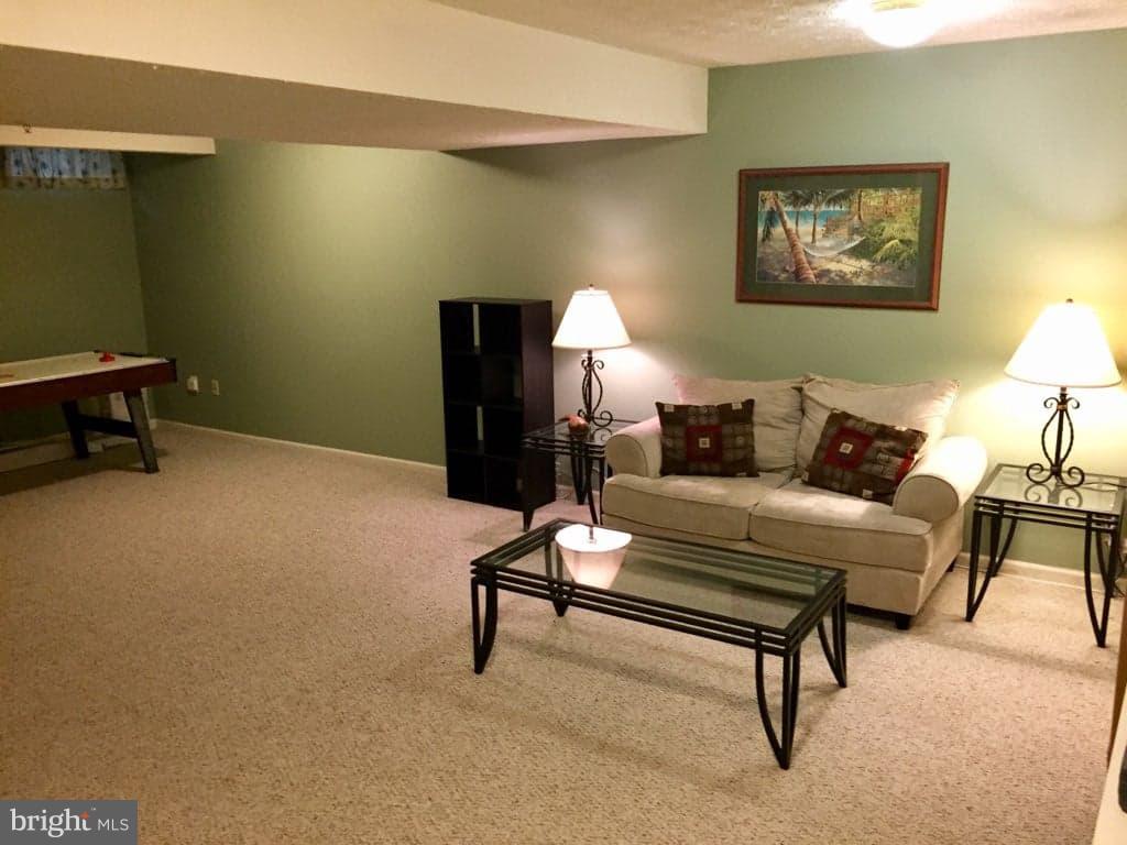 NEW HAVEN WOODS - Residential