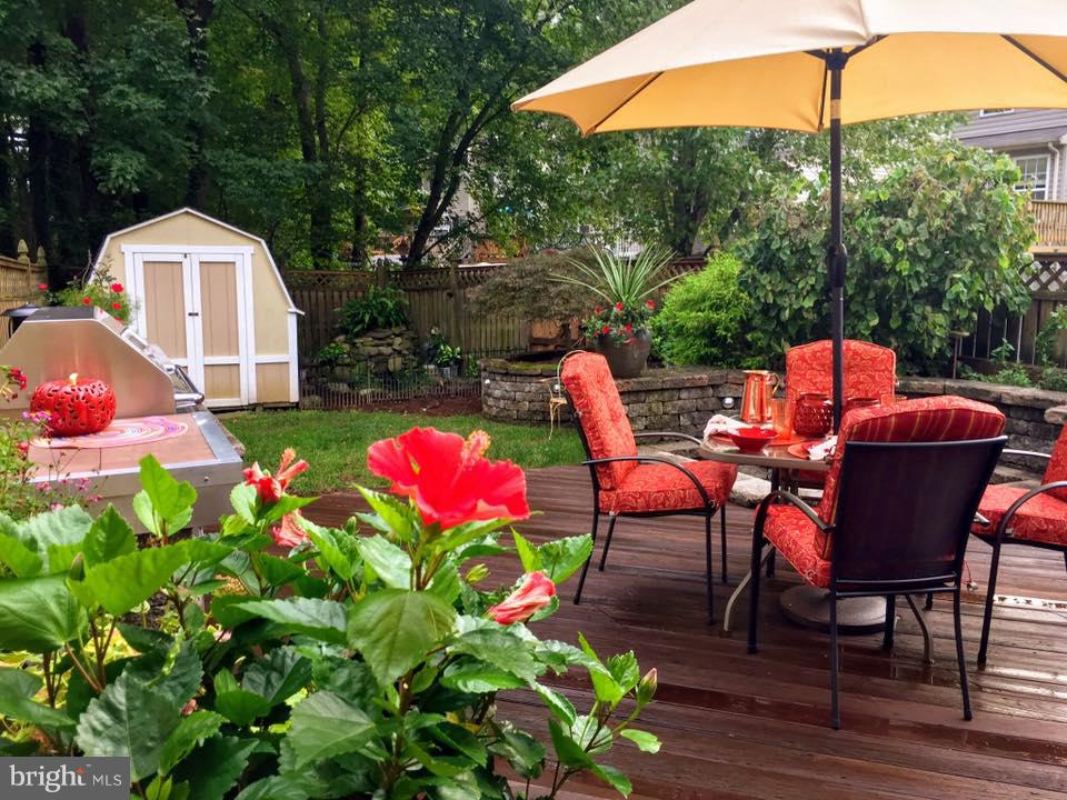 NEW HAVEN WOODS - Residential