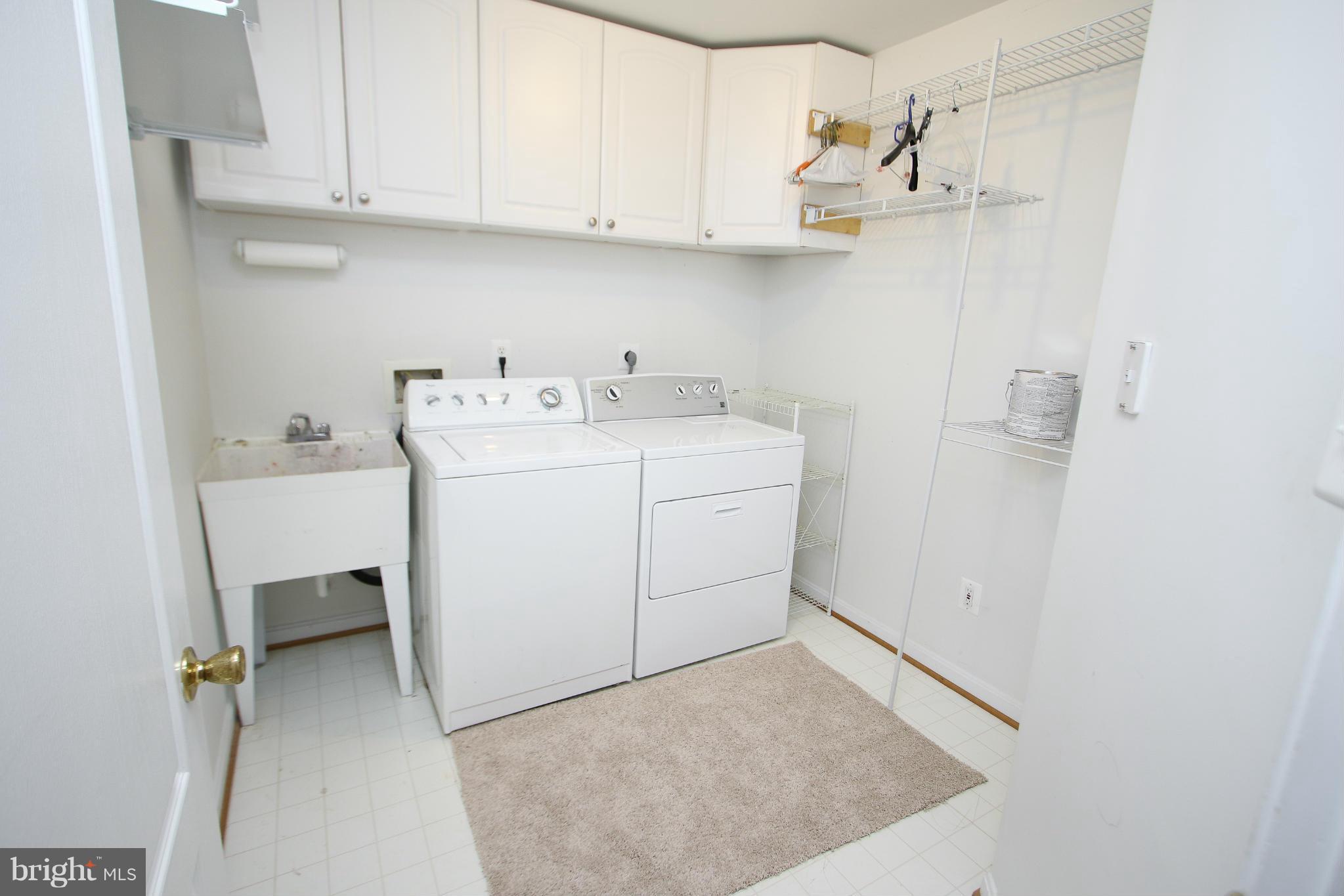 SOUTH RIDING - Residential