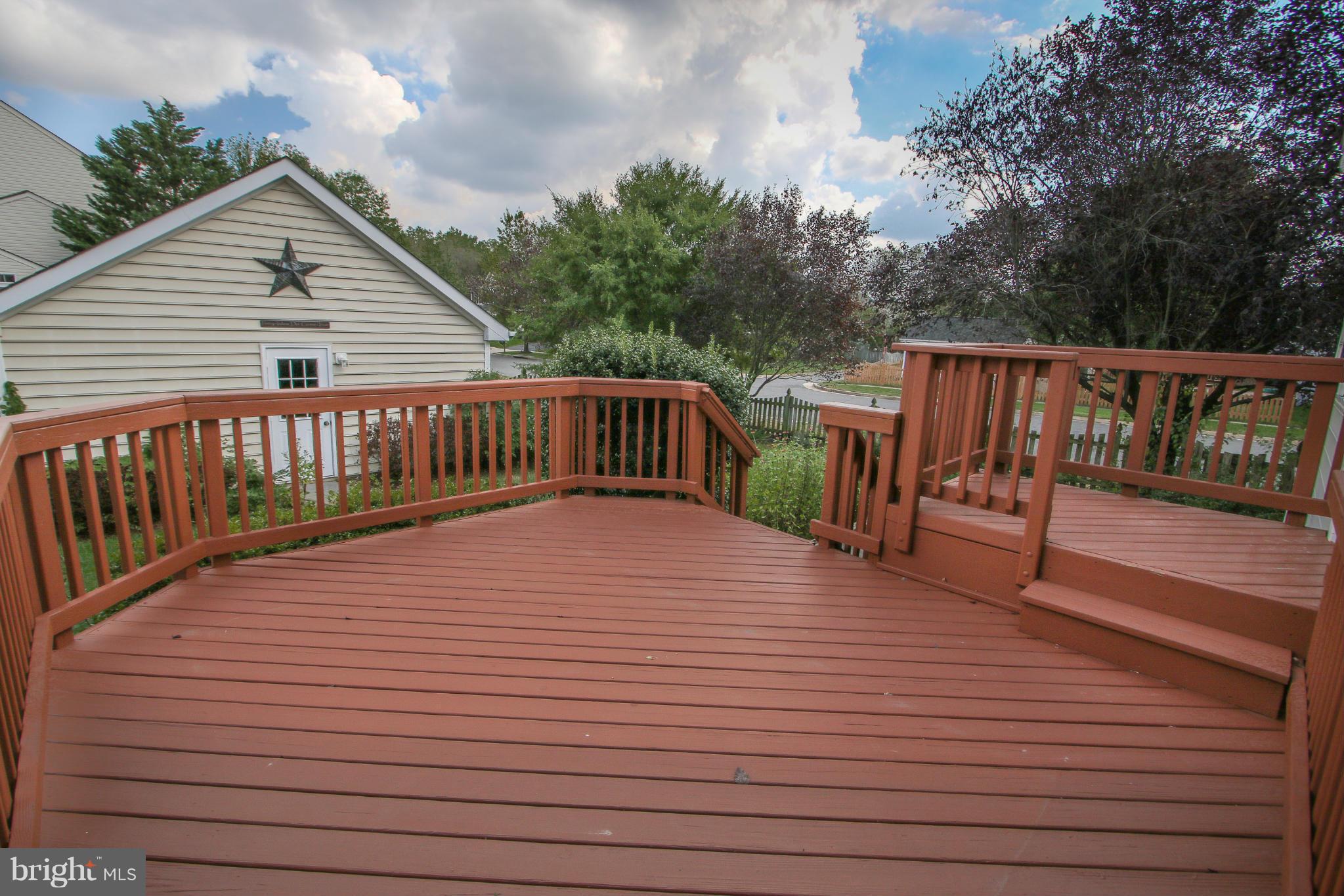 SOUTH RIDING - Residential