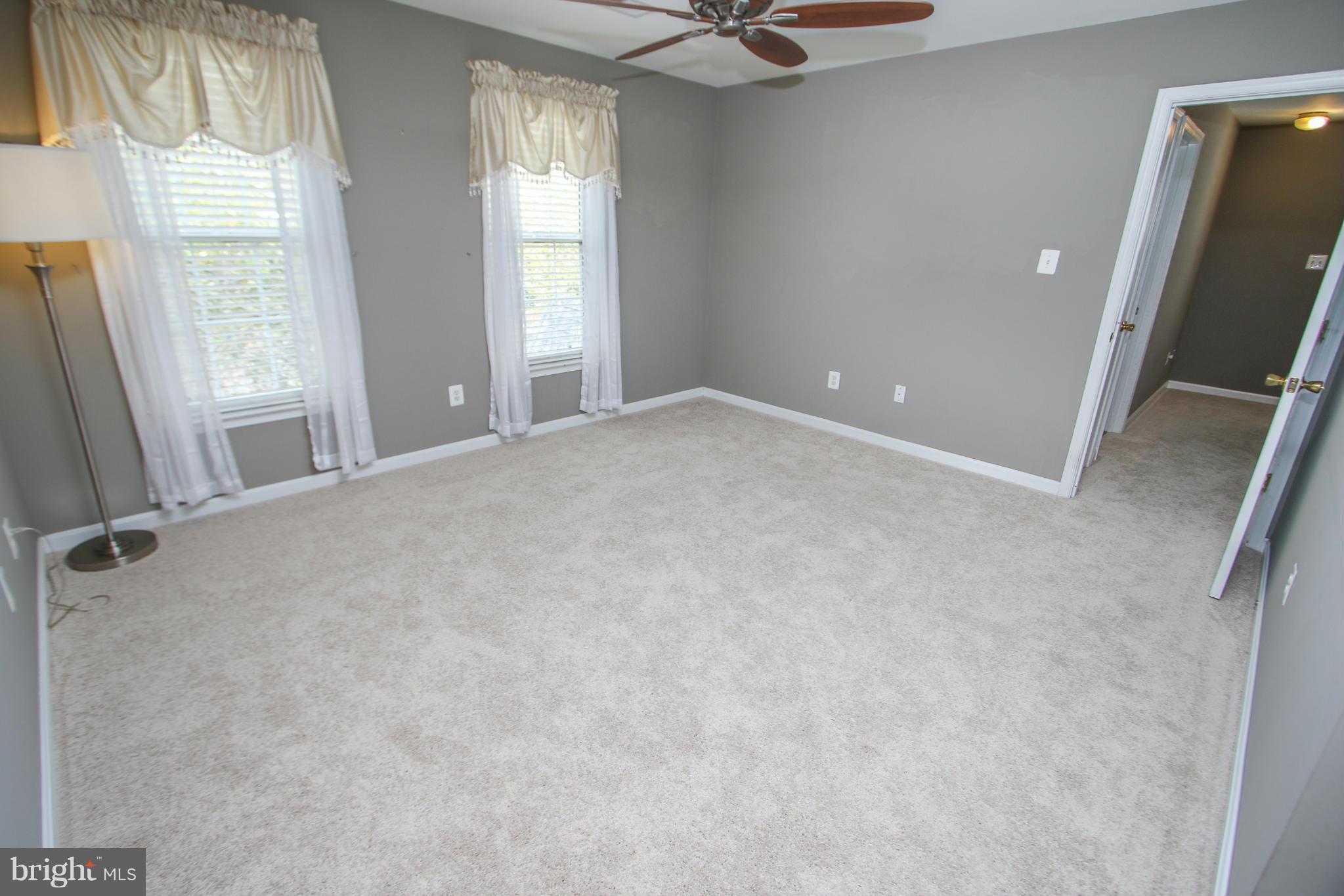 SOUTH RIDING - Residential