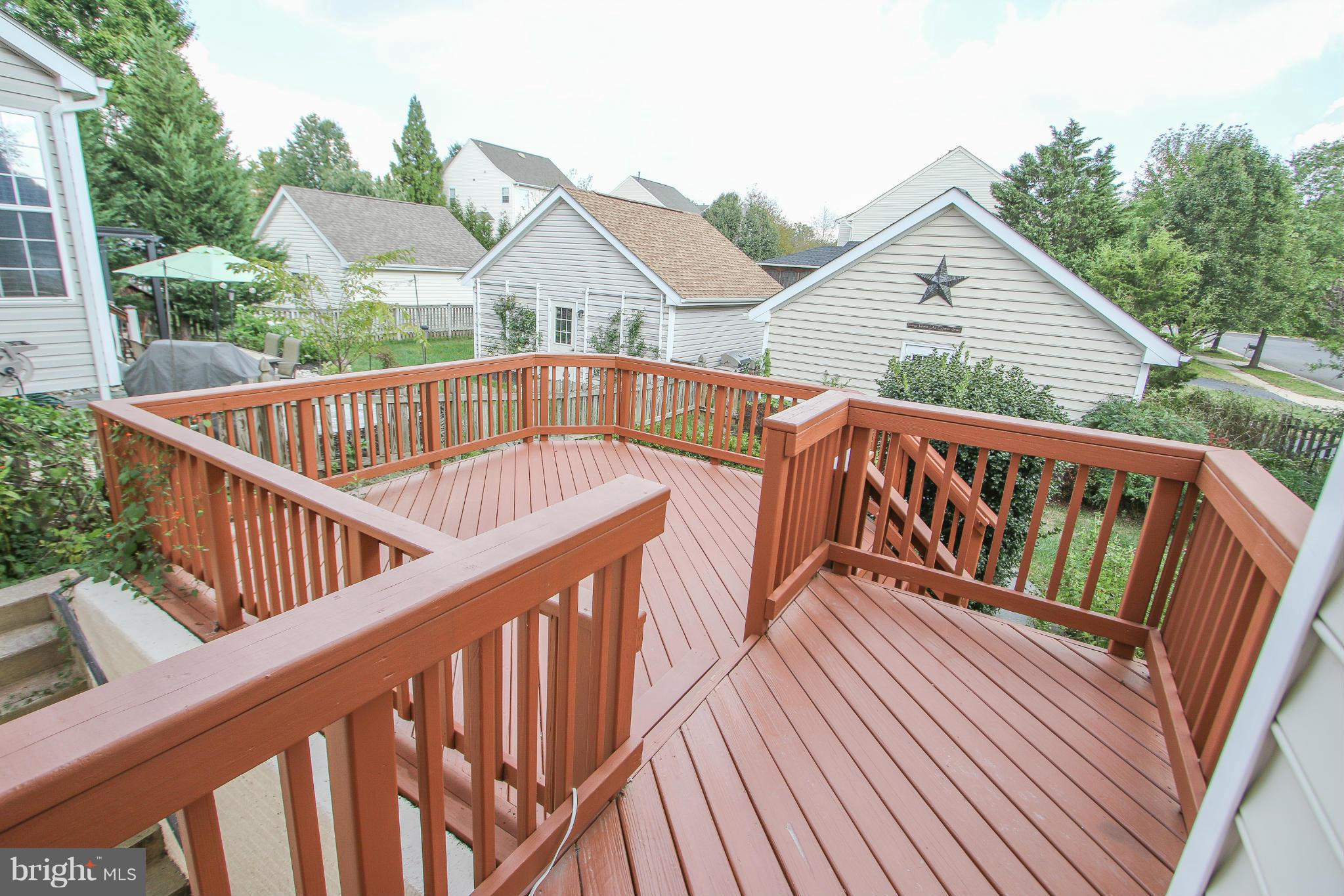 SOUTH RIDING - Residential