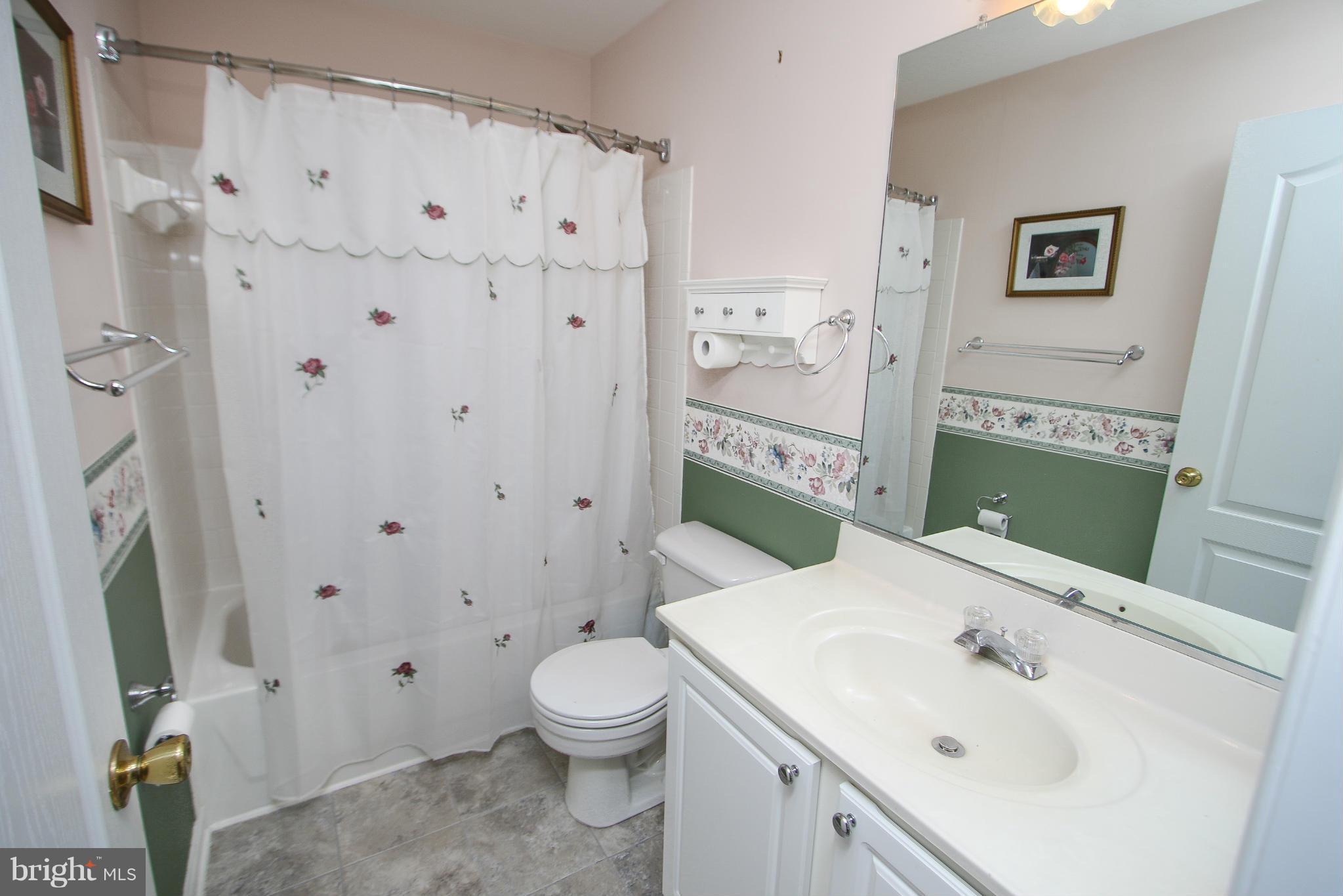 SOUTH RIDING - Residential