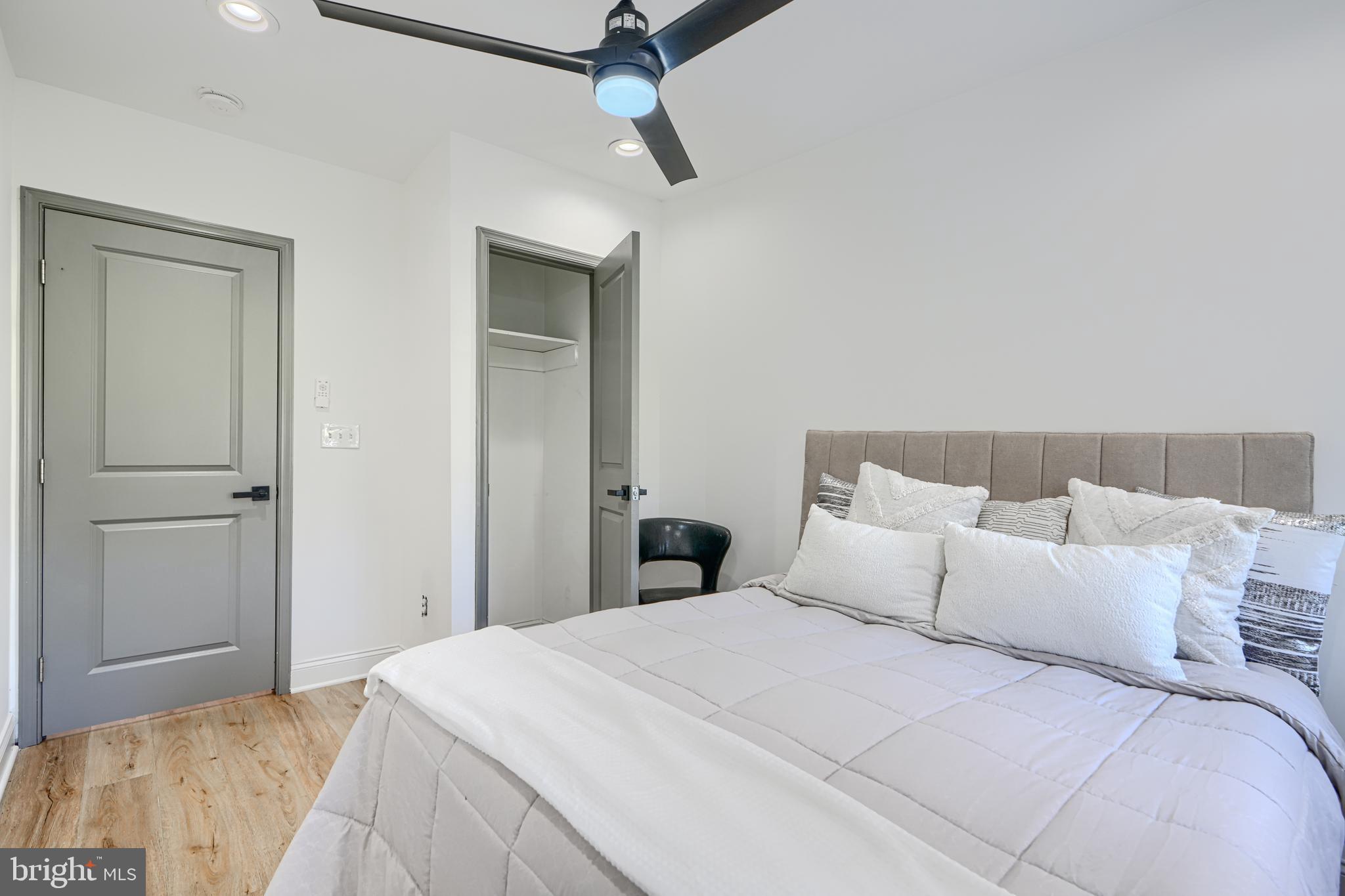BROADWAY EAST - Residential