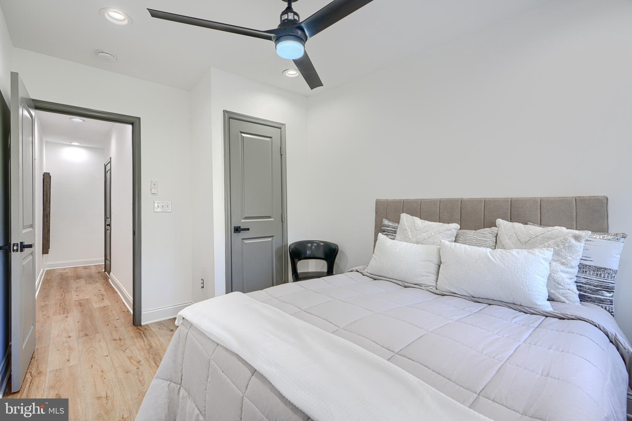 BROADWAY EAST - Residential