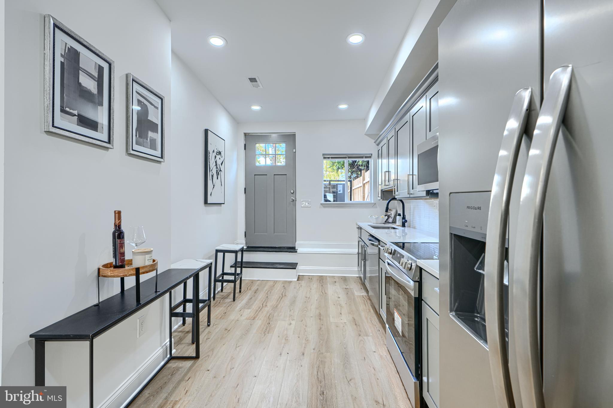 BROADWAY EAST - Residential