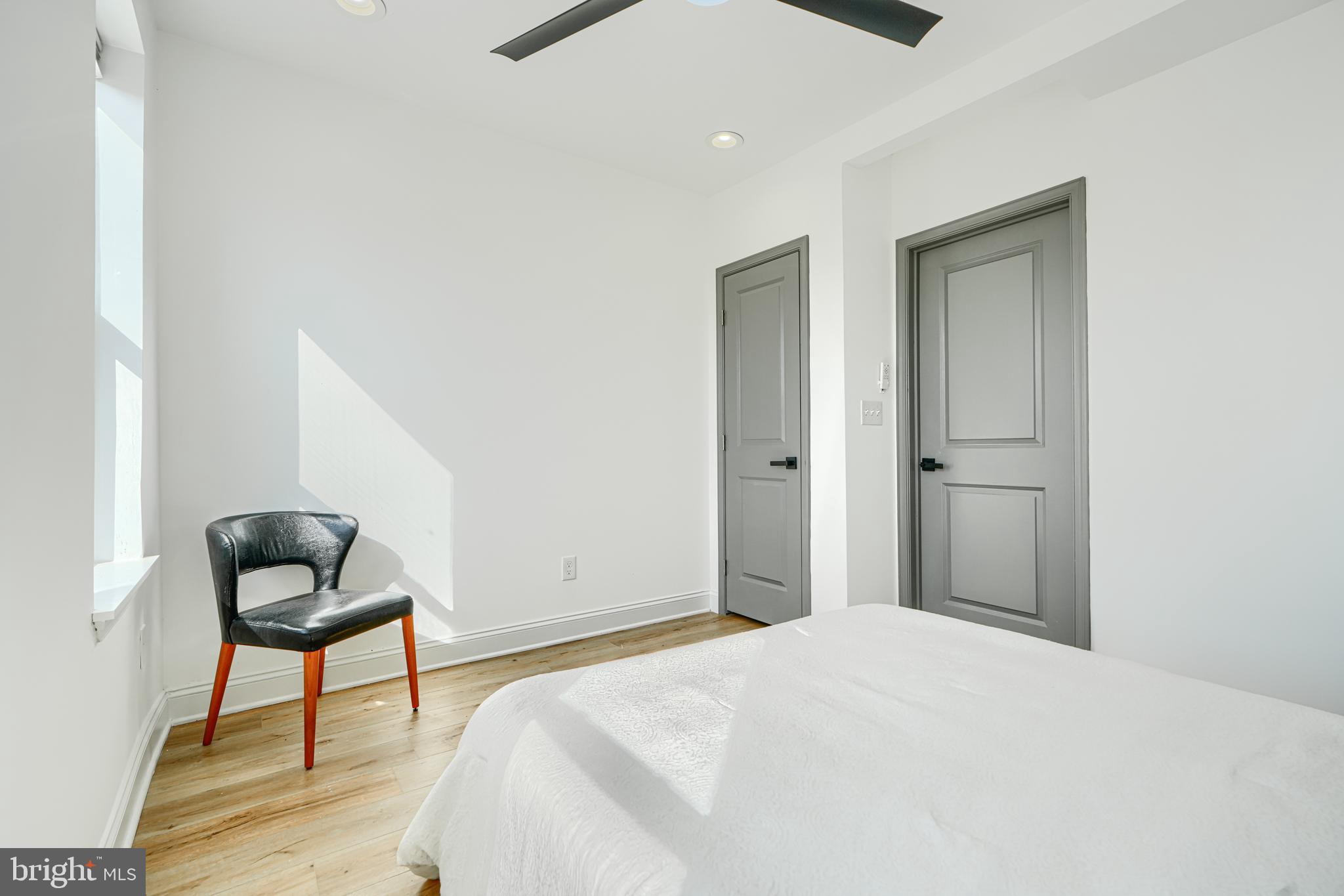 BROADWAY EAST - Residential
