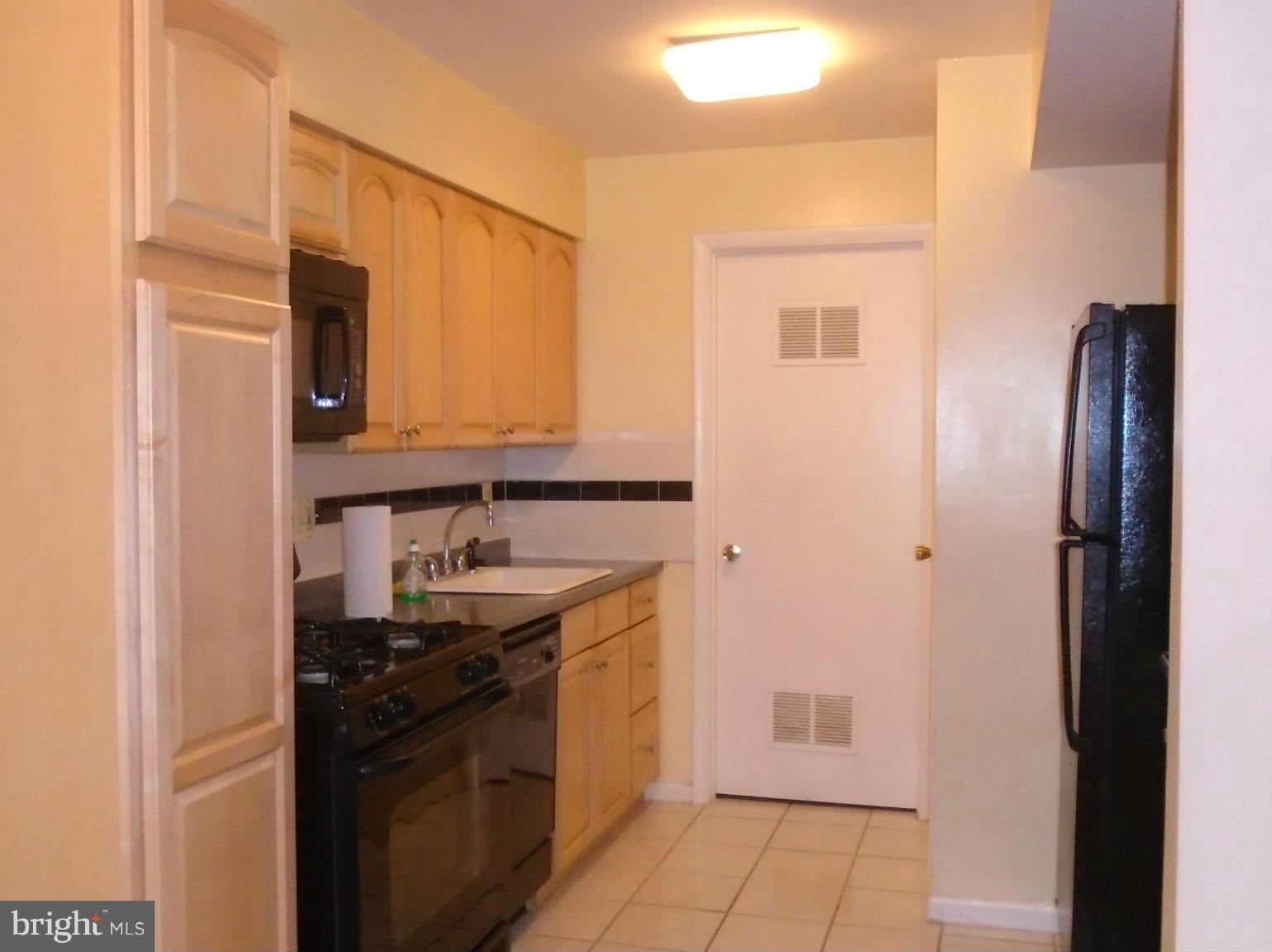 WHISKEY BOTTOM - Residential Lease