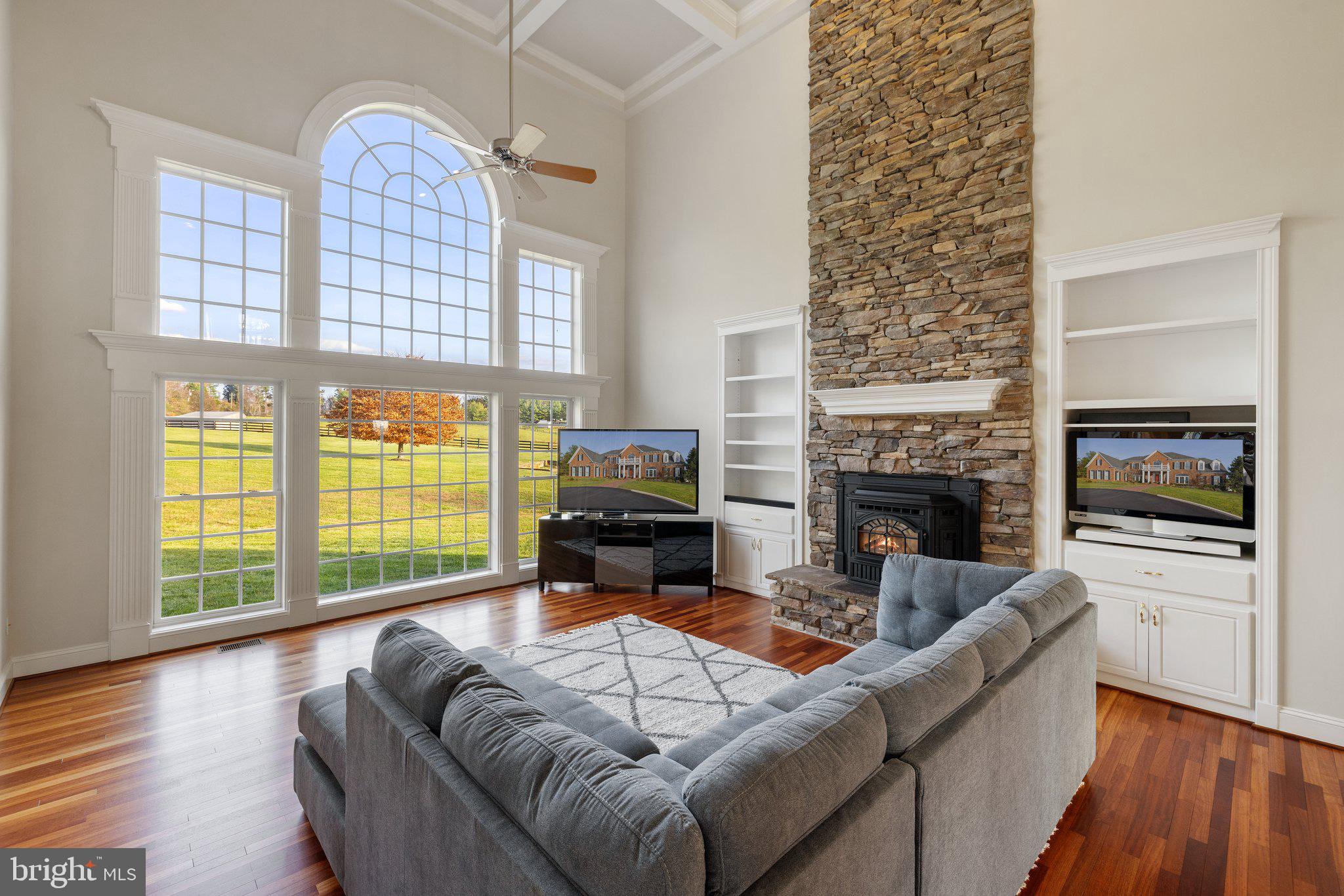 WOODBURN - Residential