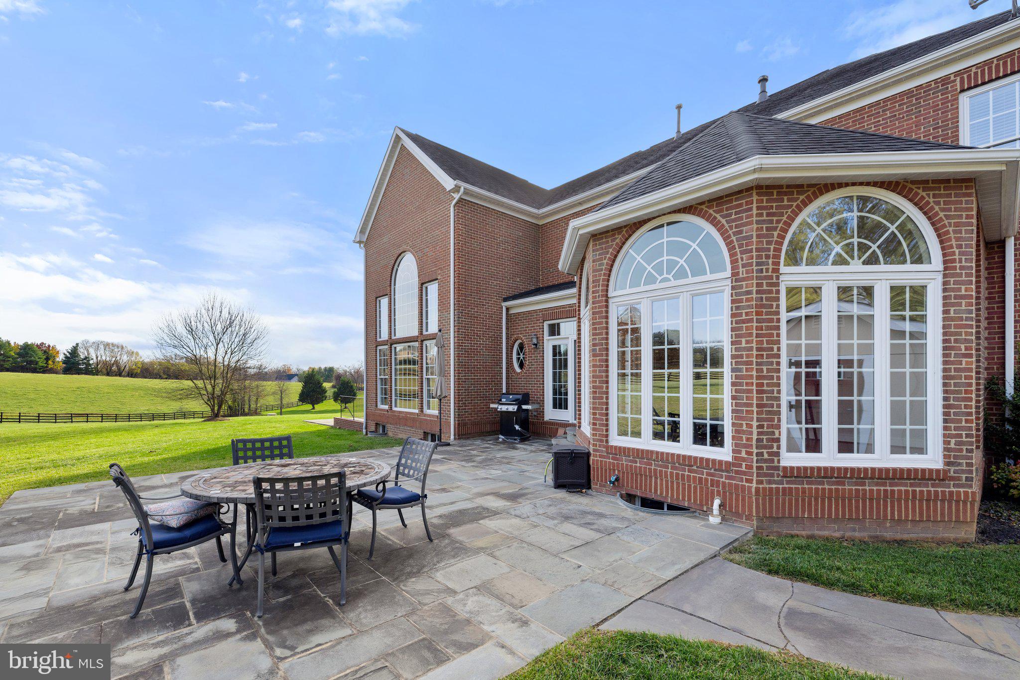 WOODBURN - Residential