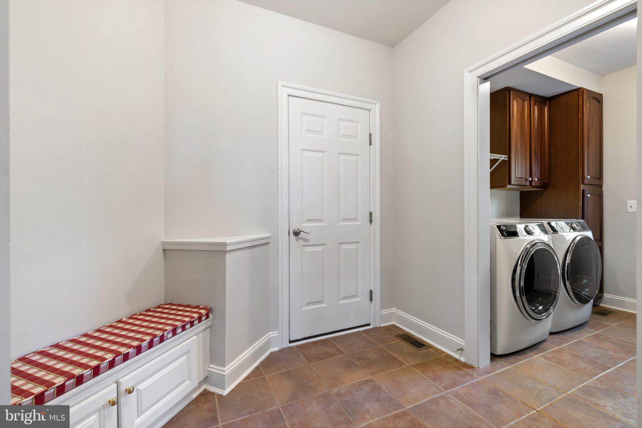 WOODBURN - Residential