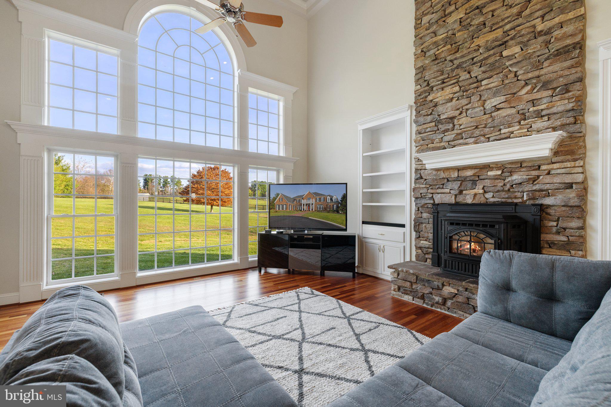 WOODBURN - Residential