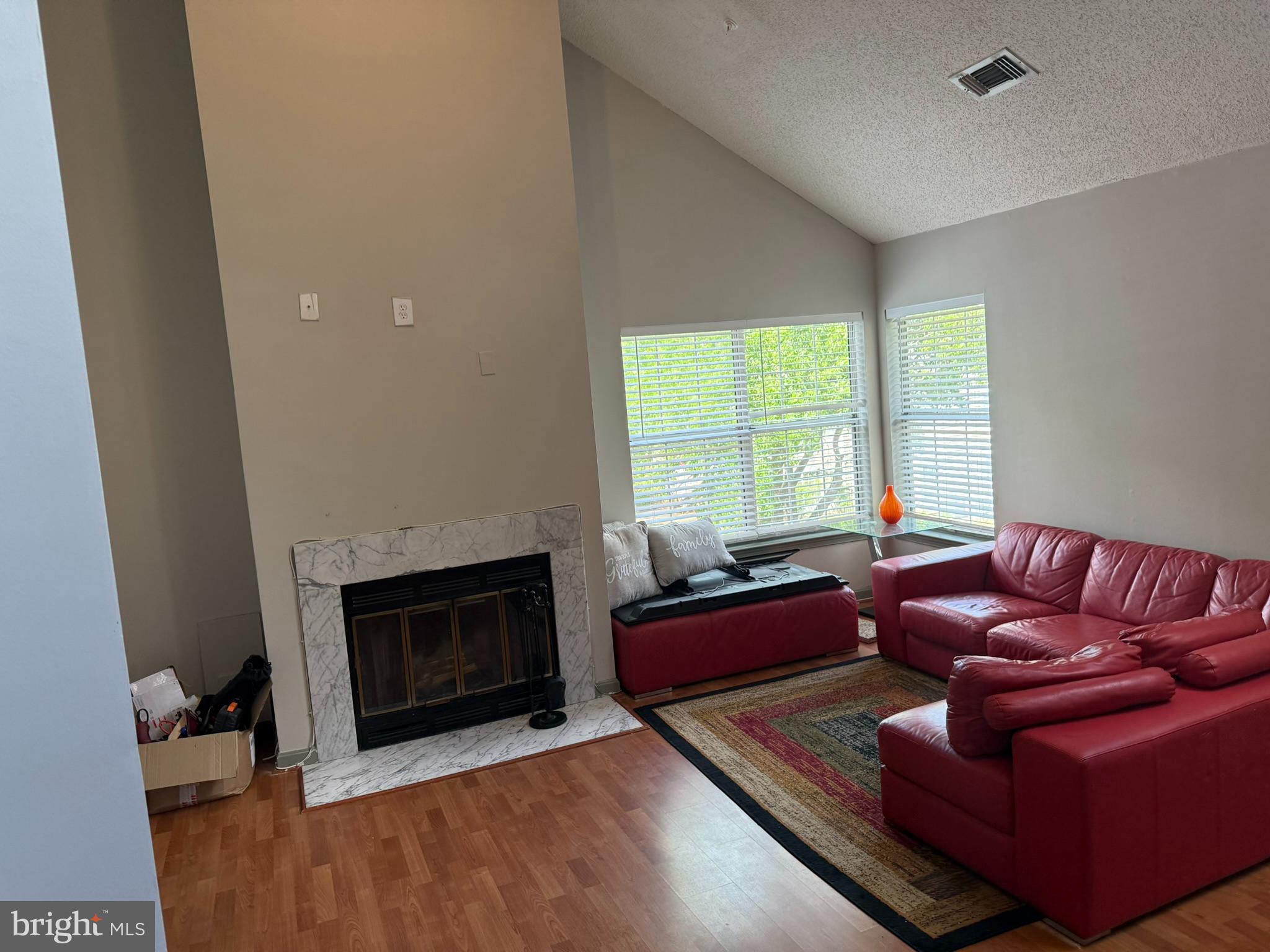 916 WESTHAVEN DRIVE 11-301