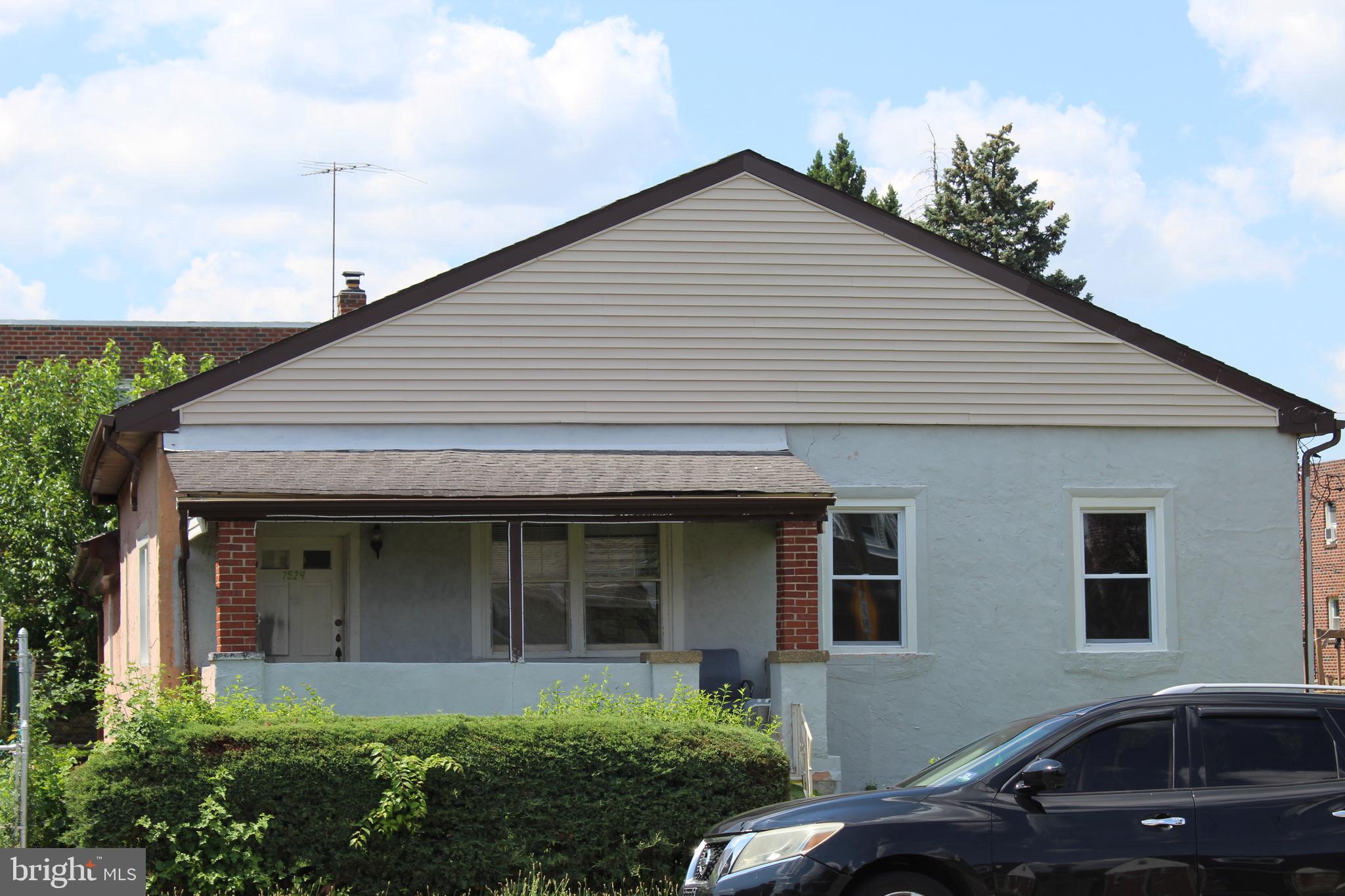 7524 WHITAKER AVENUE