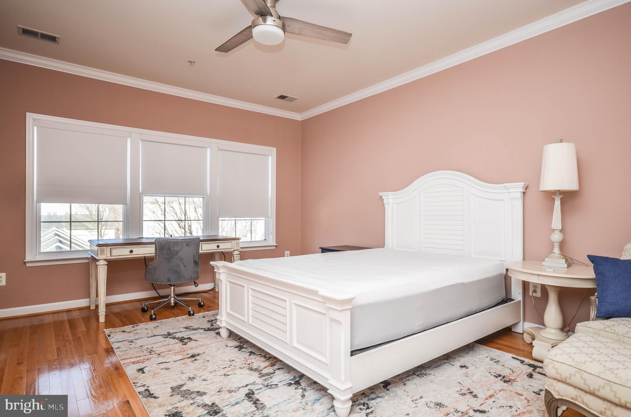 KING FARM BAILEYS COMMON - Residential Lease